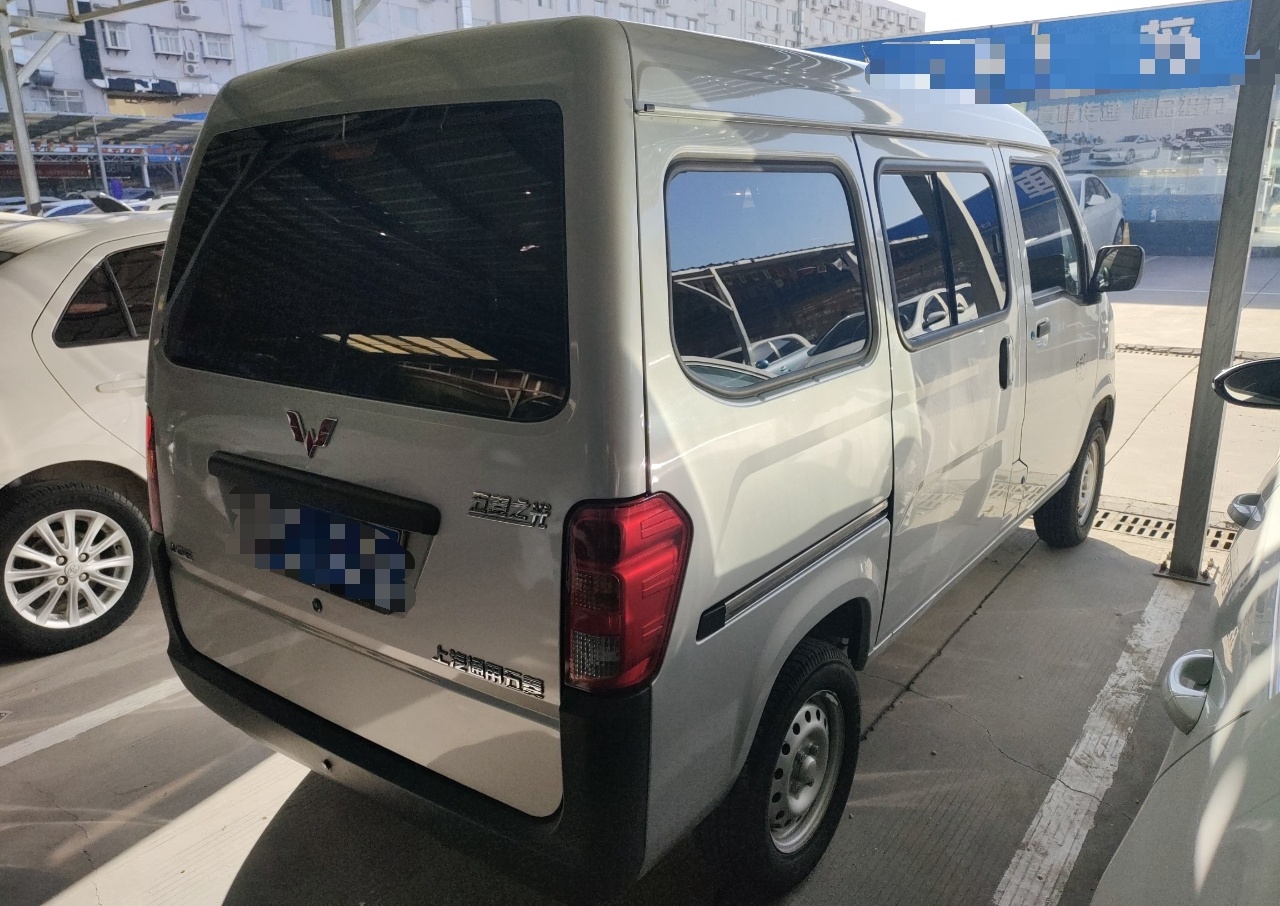 五菱汽车 五菱之光 2020款 1.2L 实用型 国VI LSI