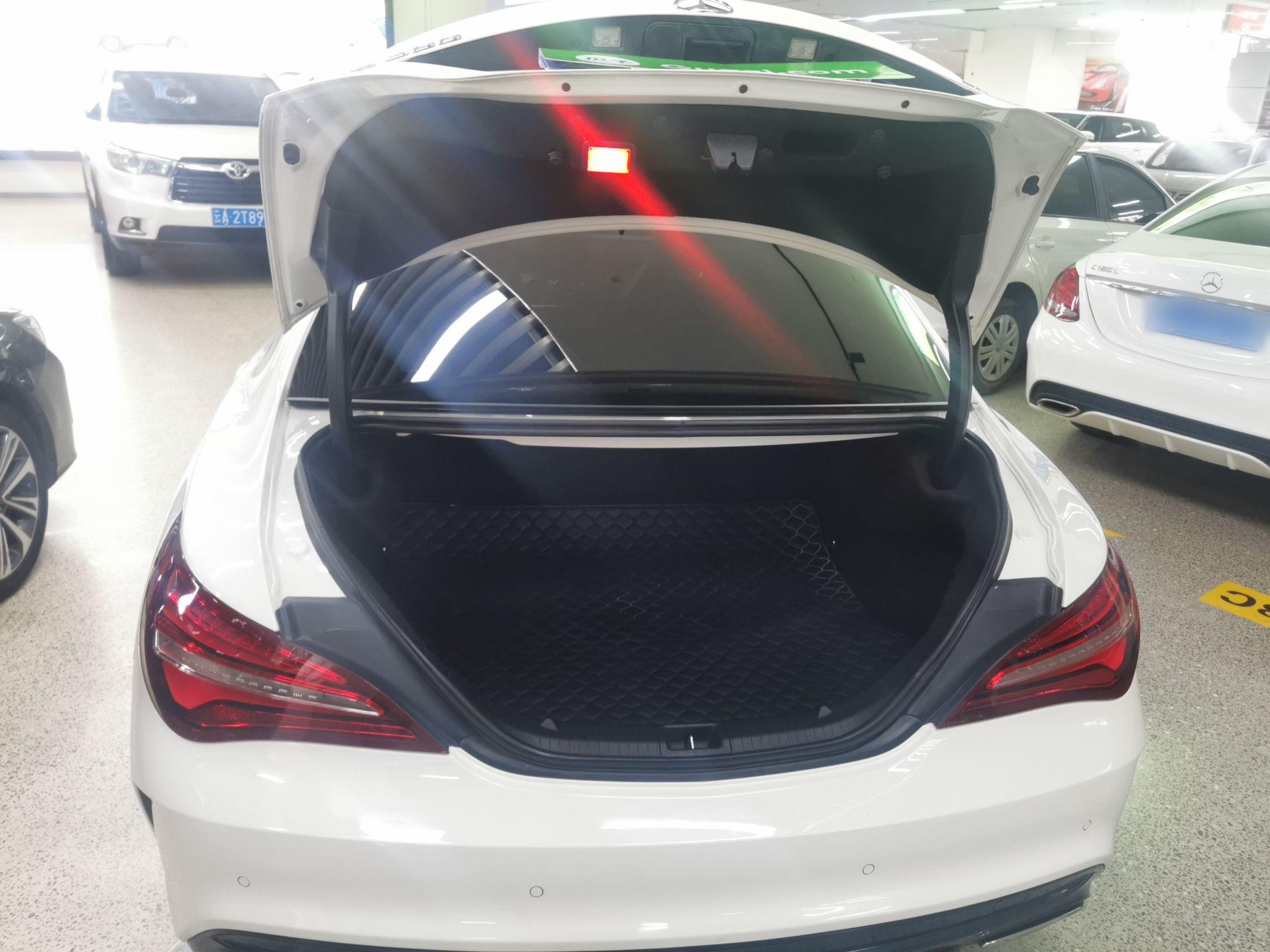 奔驰CLA级 2016款 改款 CLA 220 4MATIC(进口)