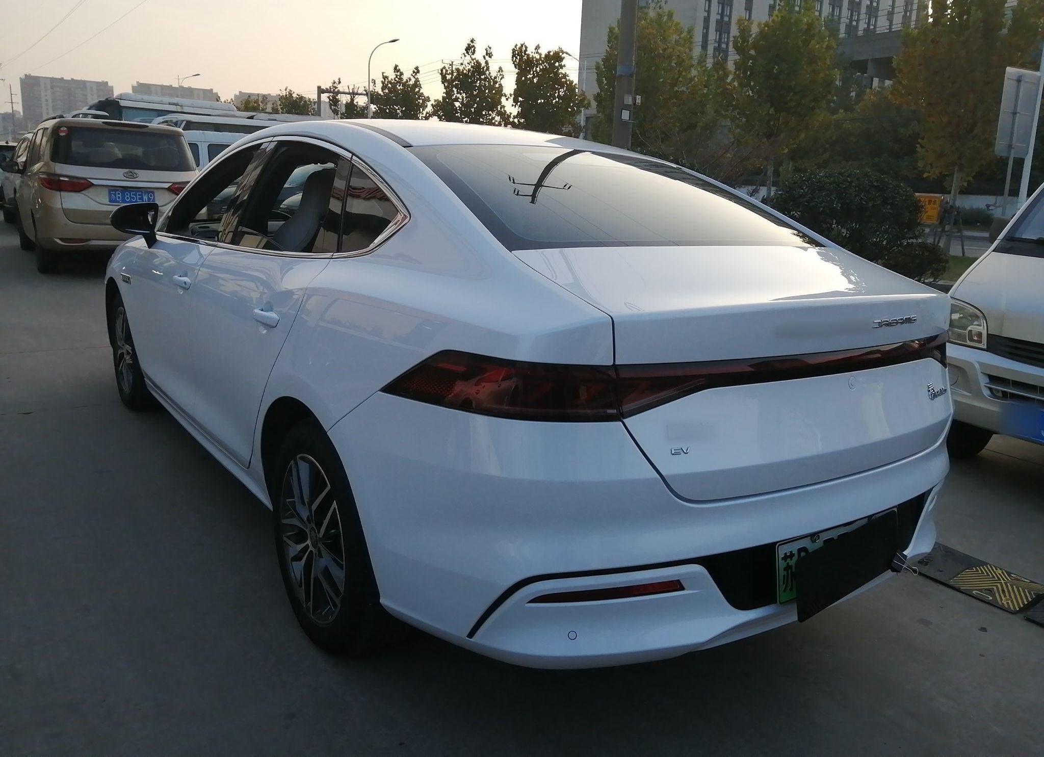 比亚迪 秦PLUS 2021款 EV 500KM 豪华型