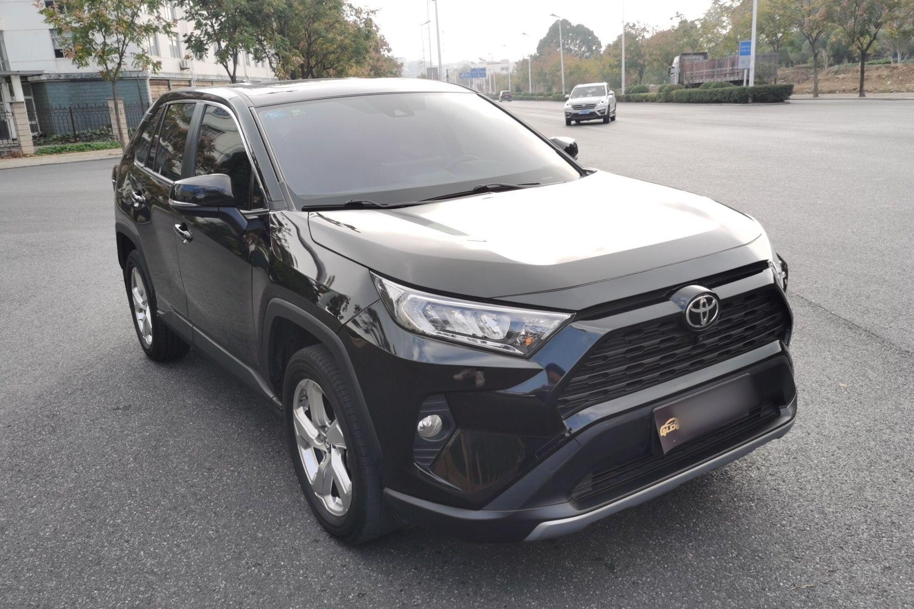 丰田 RAV4 2020款 2.0L CVT两驱风尚版