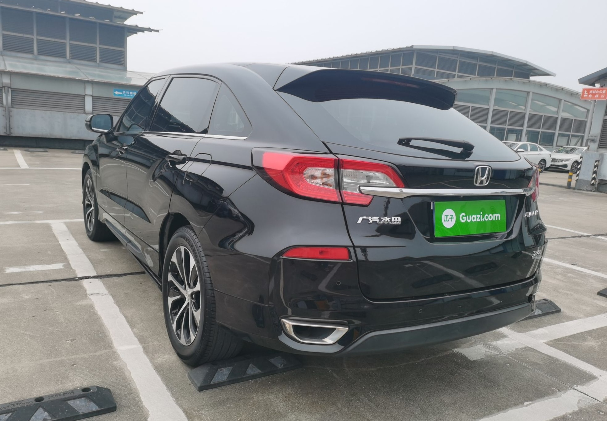 本田 冠道 2017款 240TURBO 两驱尊享版