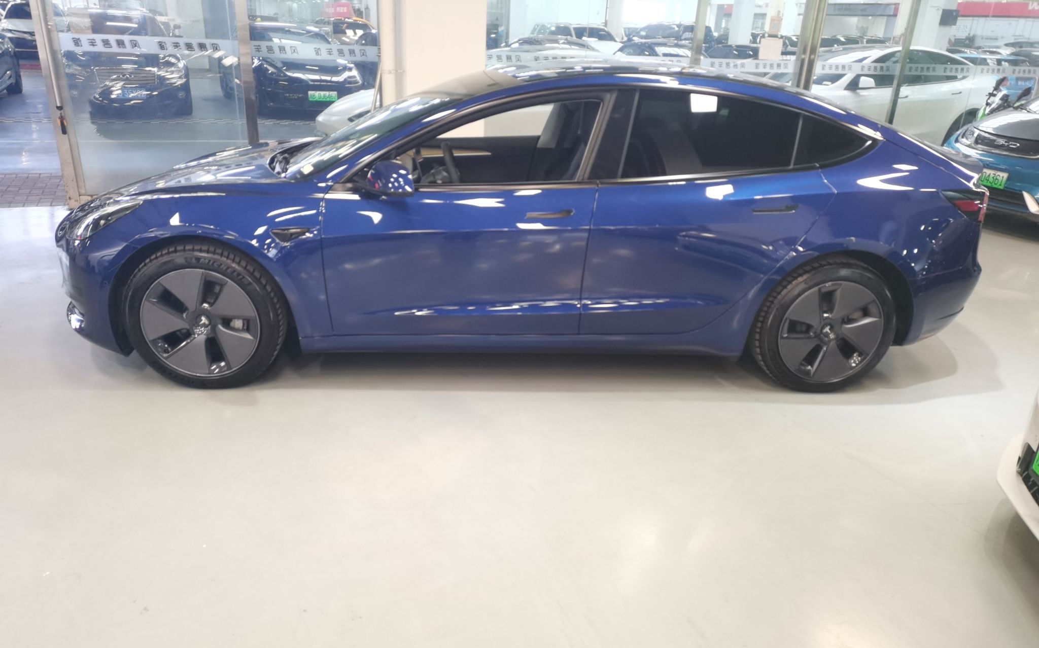 特斯拉 Model 3 2022款 后轮驱动版