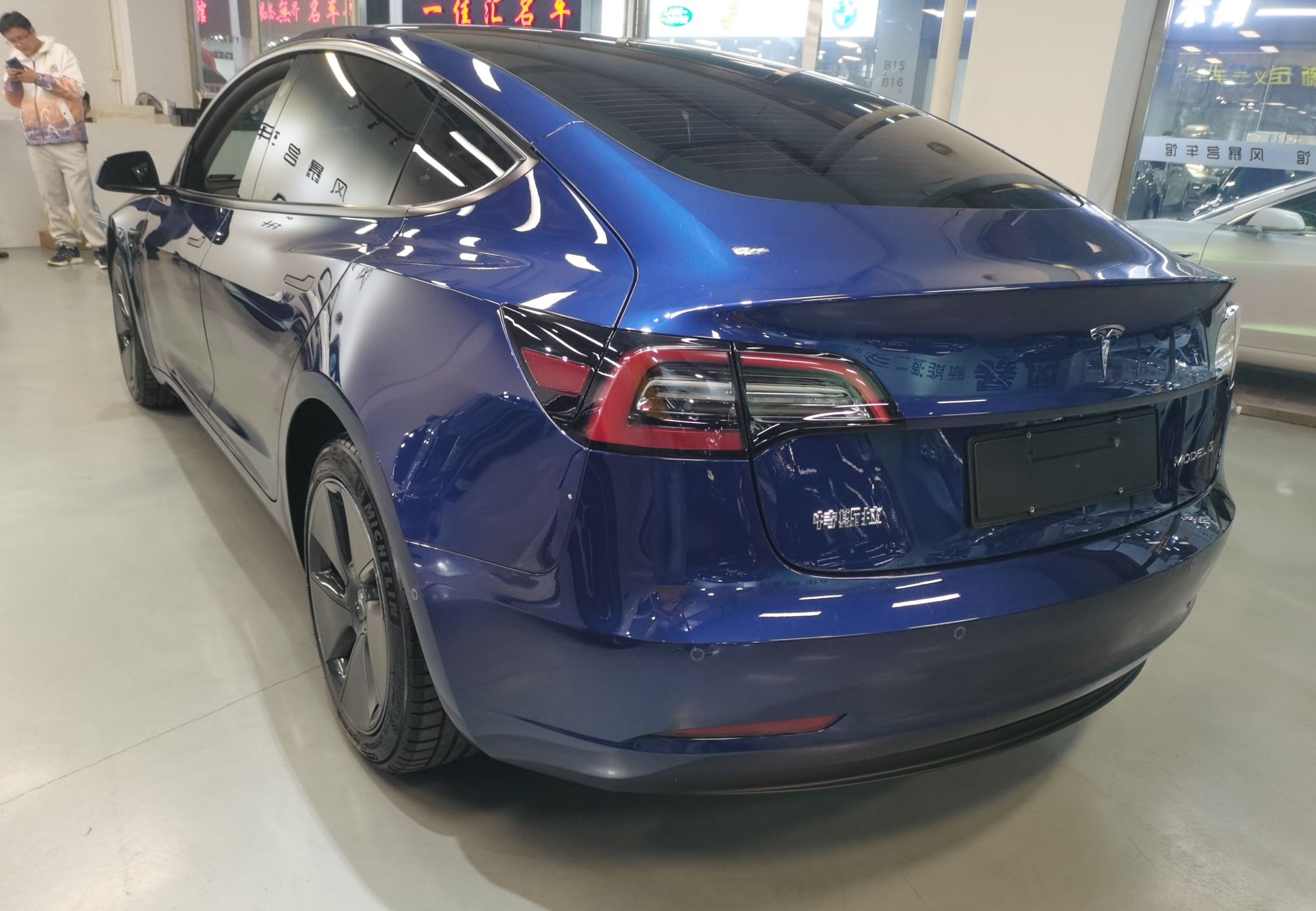 特斯拉 Model 3 2022款 后轮驱动版