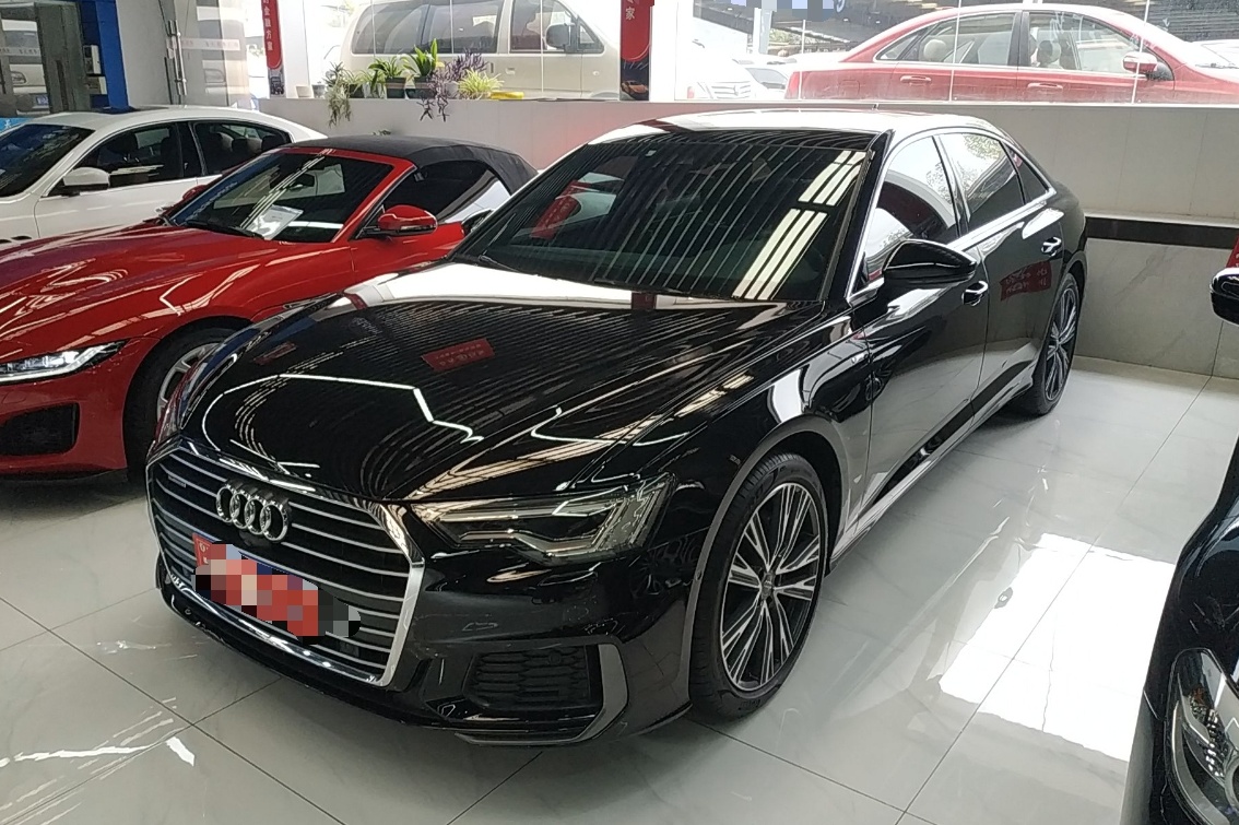 奥迪A6L 2021款 45 TFSI quattro 臻选动感型