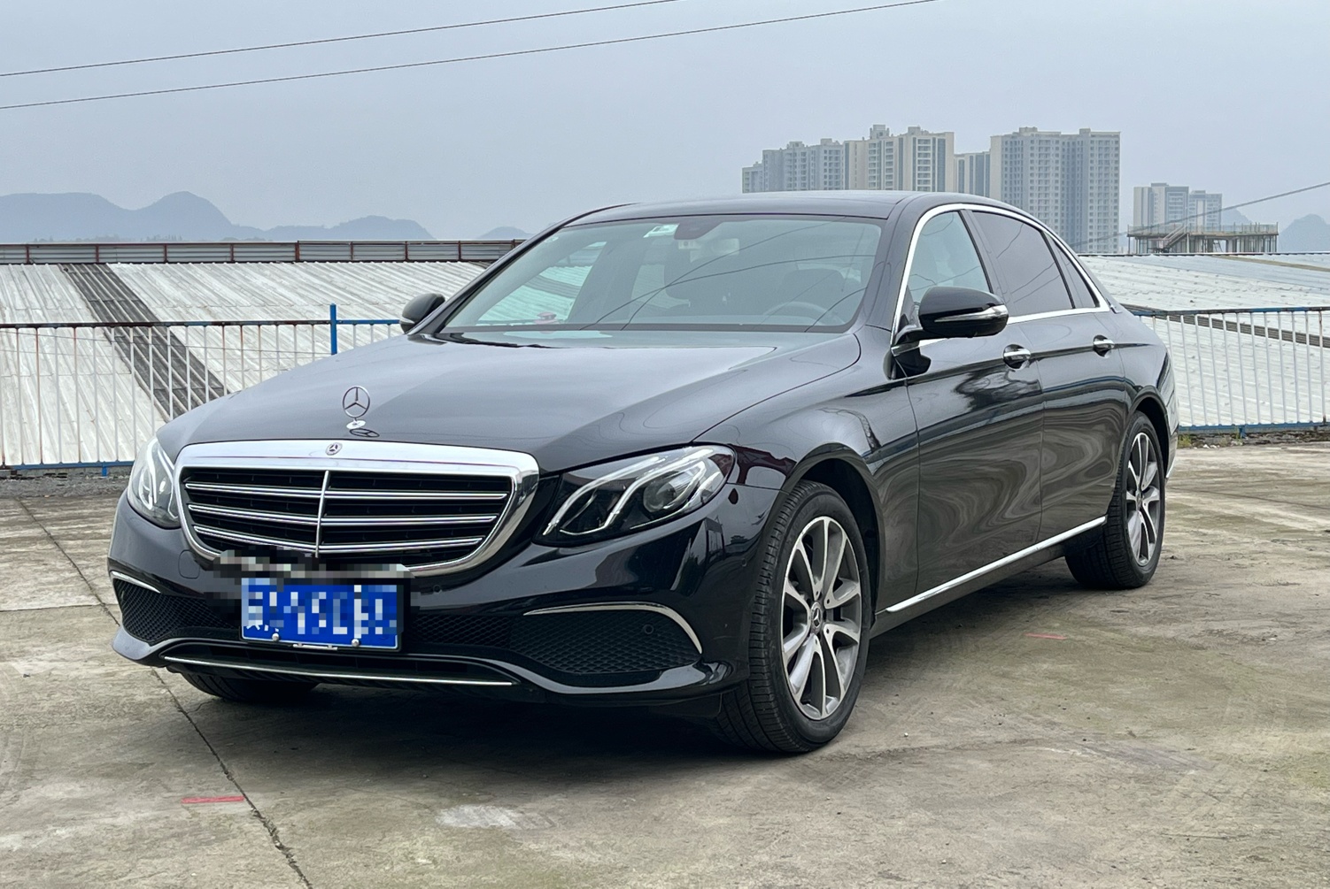 奔驰E级 2018款 改款 E 300 L 时尚型