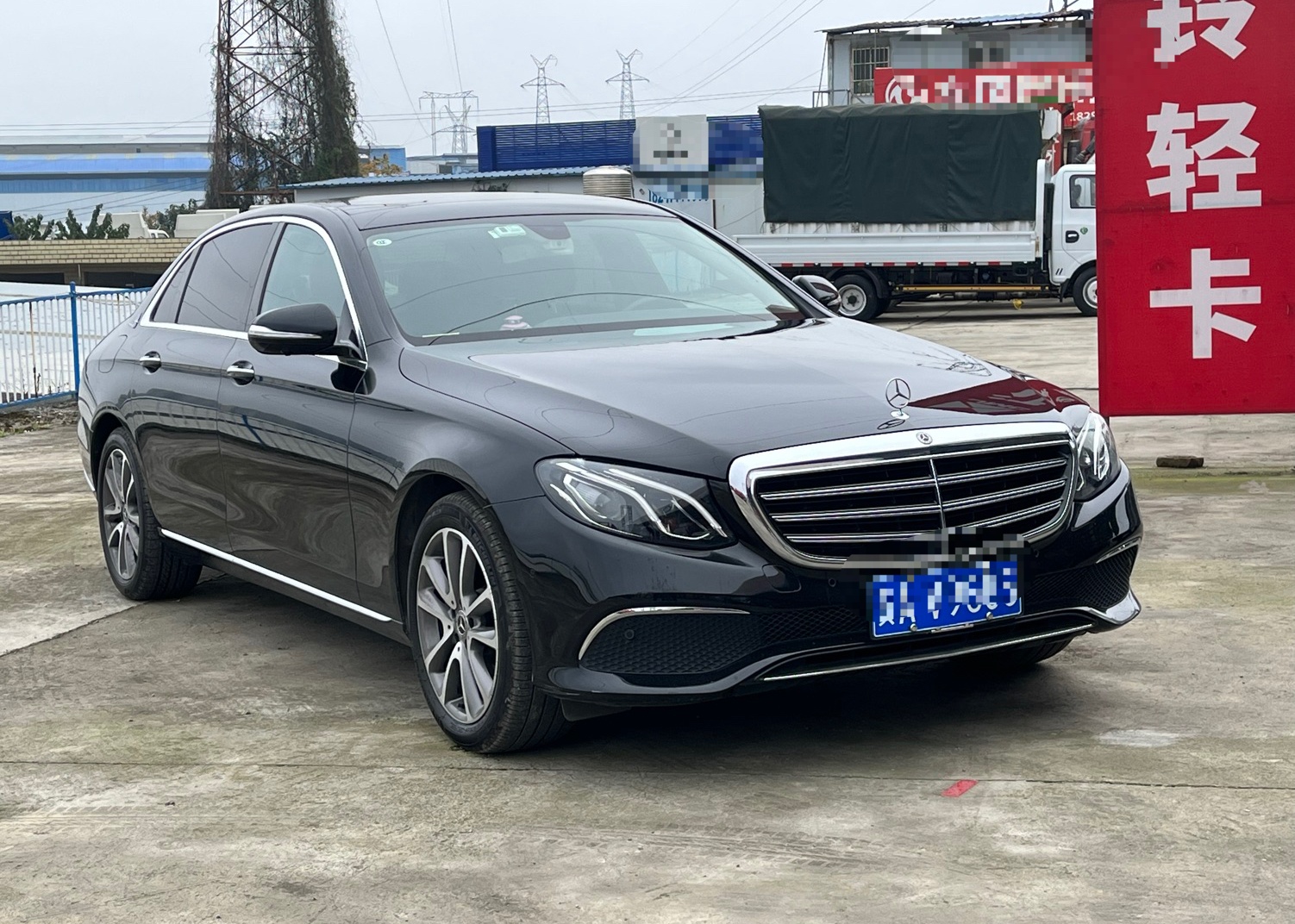 奔驰E级 2018款 改款 E 300 L 时尚型