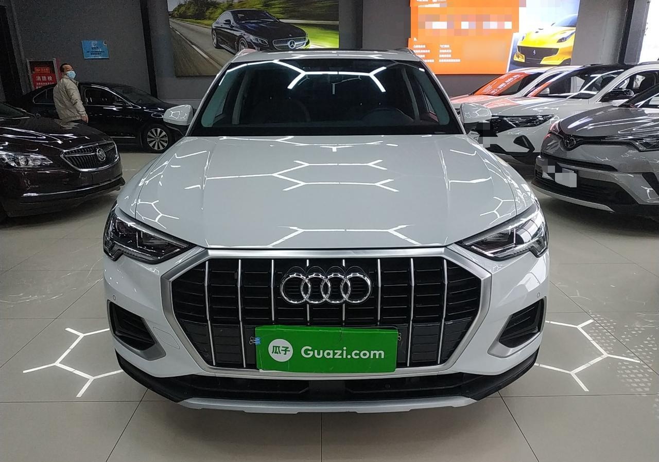 奥迪Q3 2019款 35 TFSI 时尚致雅型