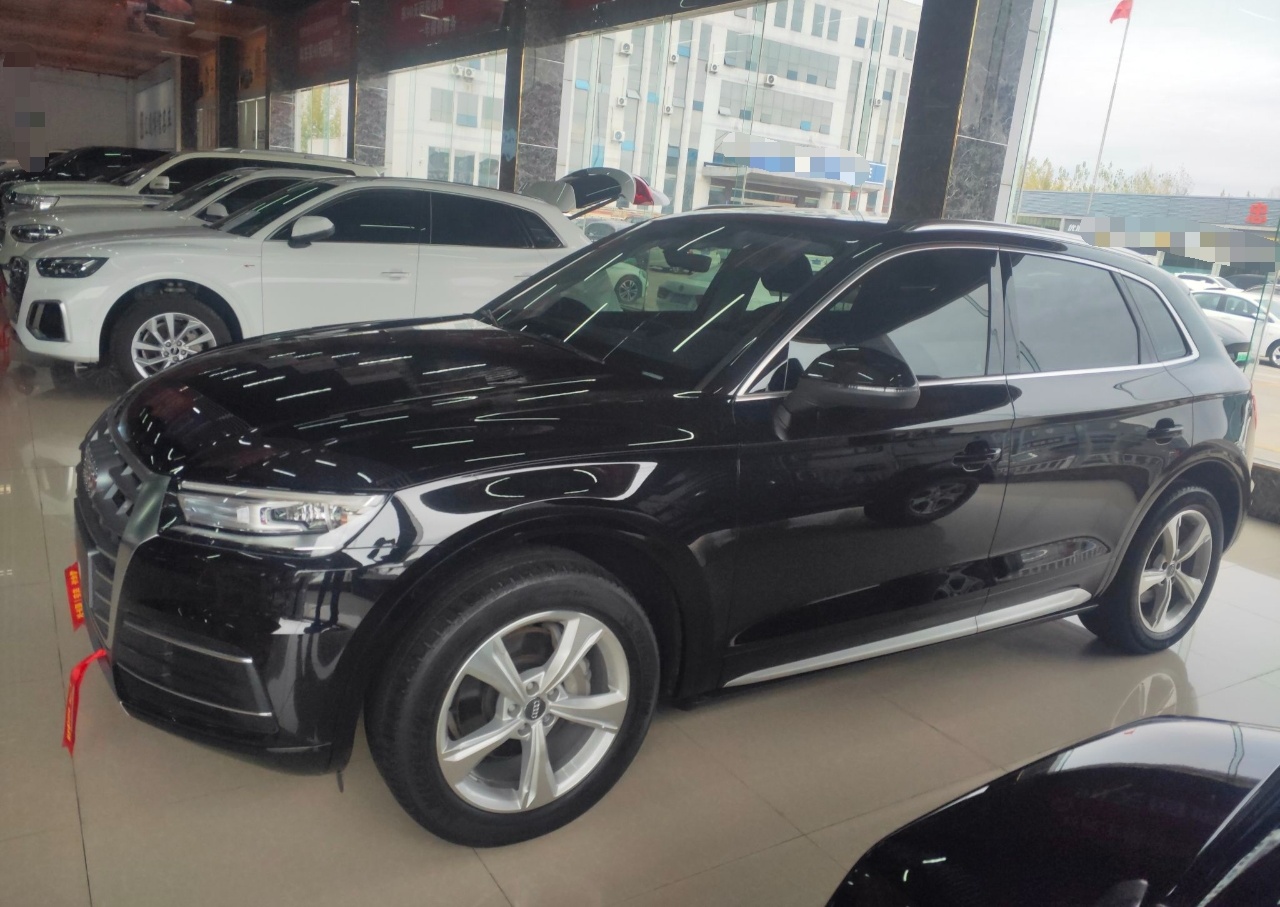 奥迪Q5L 2018款 40 TFSI 荣享进取型 国VI