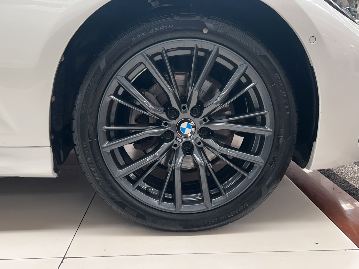 宝马3系 2021款 325Li M运动曜夜套装