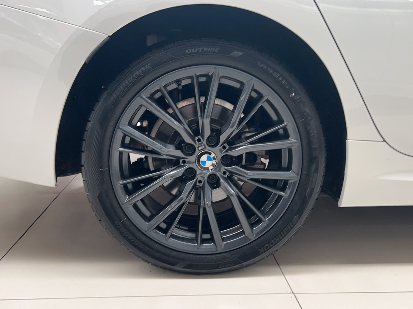 宝马3系 2021款 325Li M运动曜夜套装