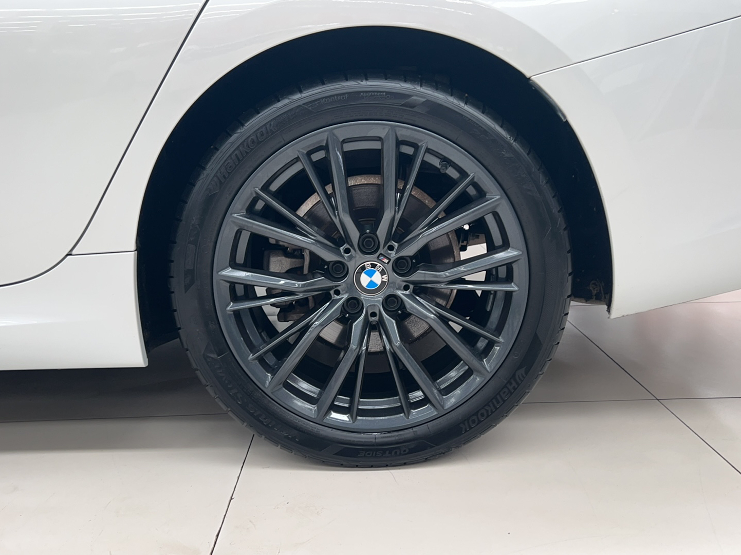 宝马3系 2021款 325Li M运动曜夜套装