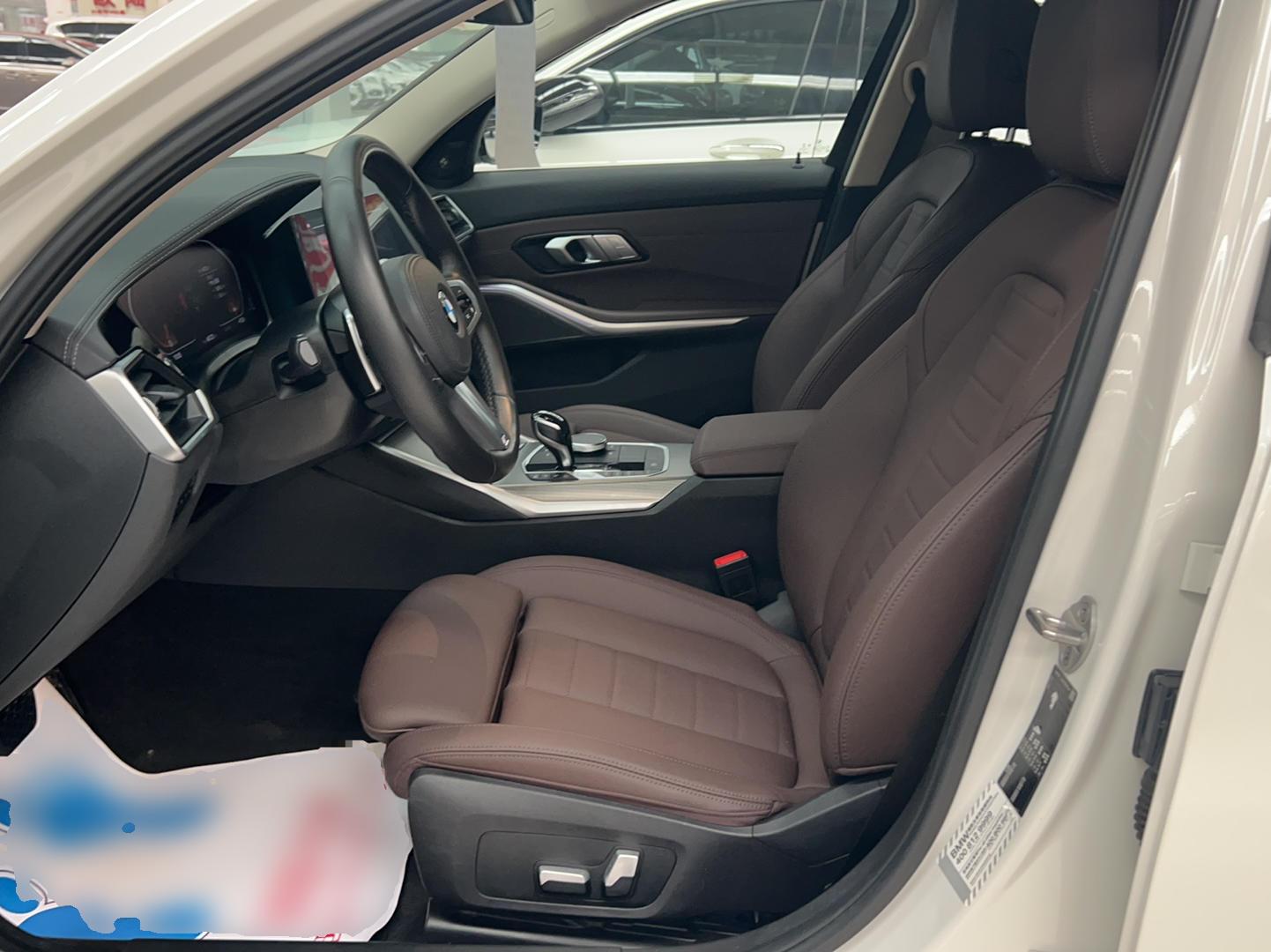 宝马3系 2021款 325Li M运动曜夜套装