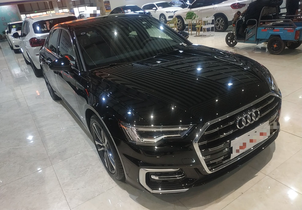 奥迪A6L 2022款 改款 40 TFSI 豪华动感型