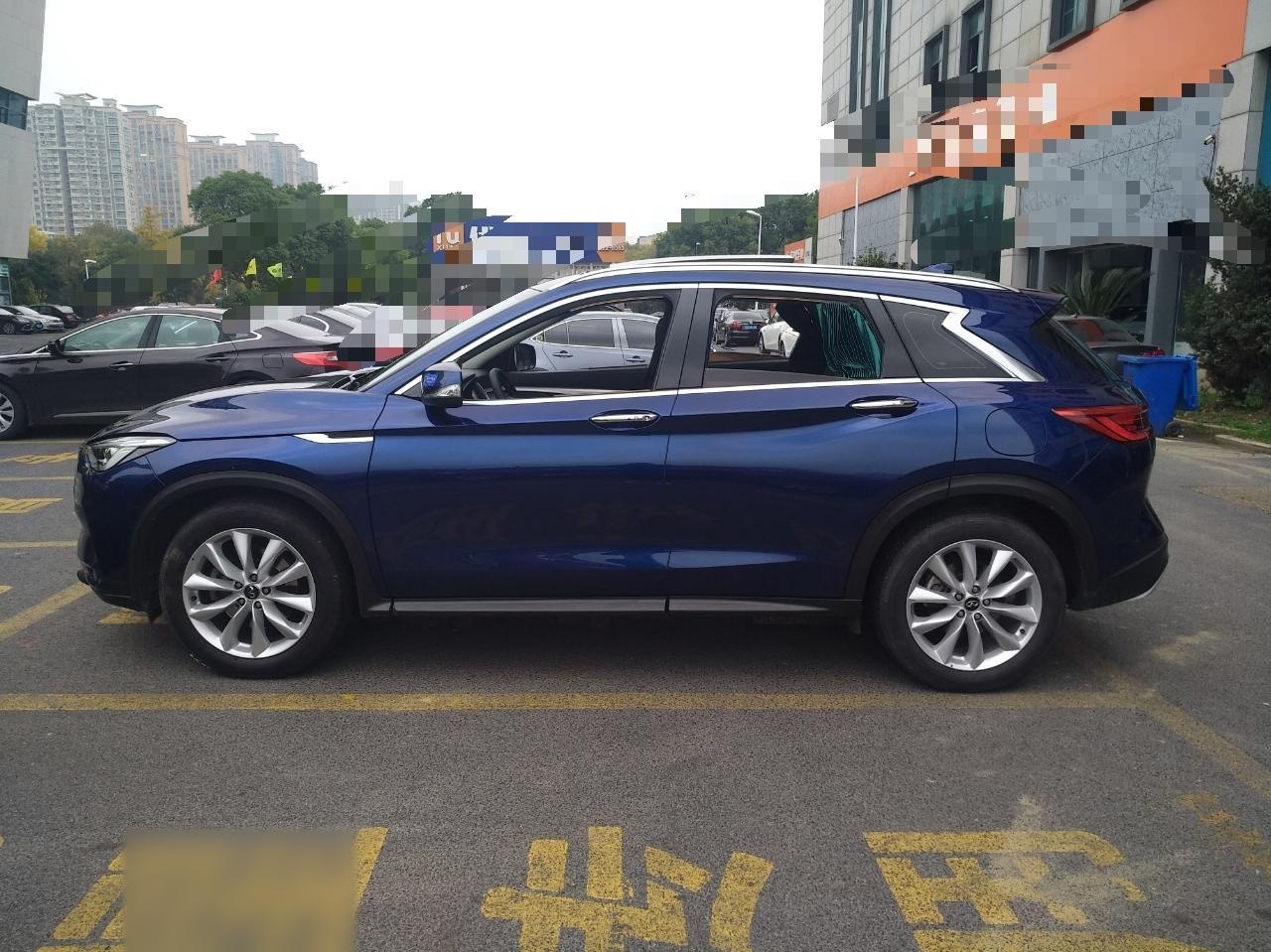 英菲尼迪QX50 2018款 2.0T 两驱时尚版