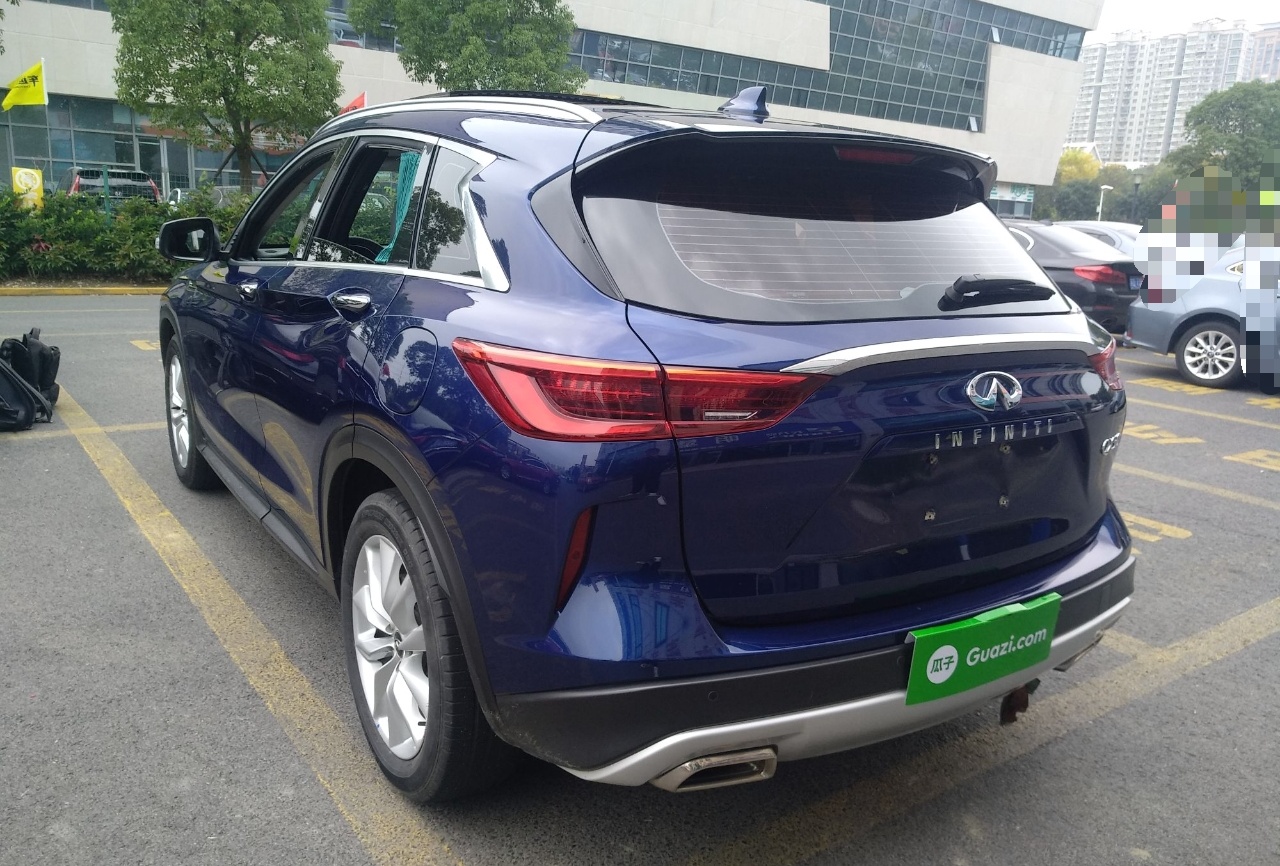 英菲尼迪QX50 2018款 2.0T 两驱时尚版