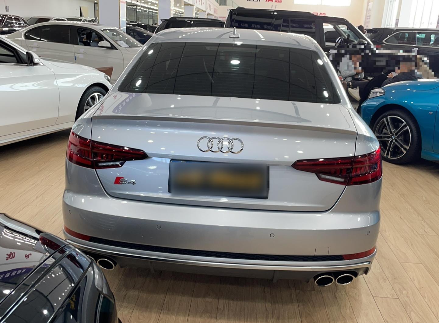 奥迪S4 2018款 S4 3.0TFSI(进口)