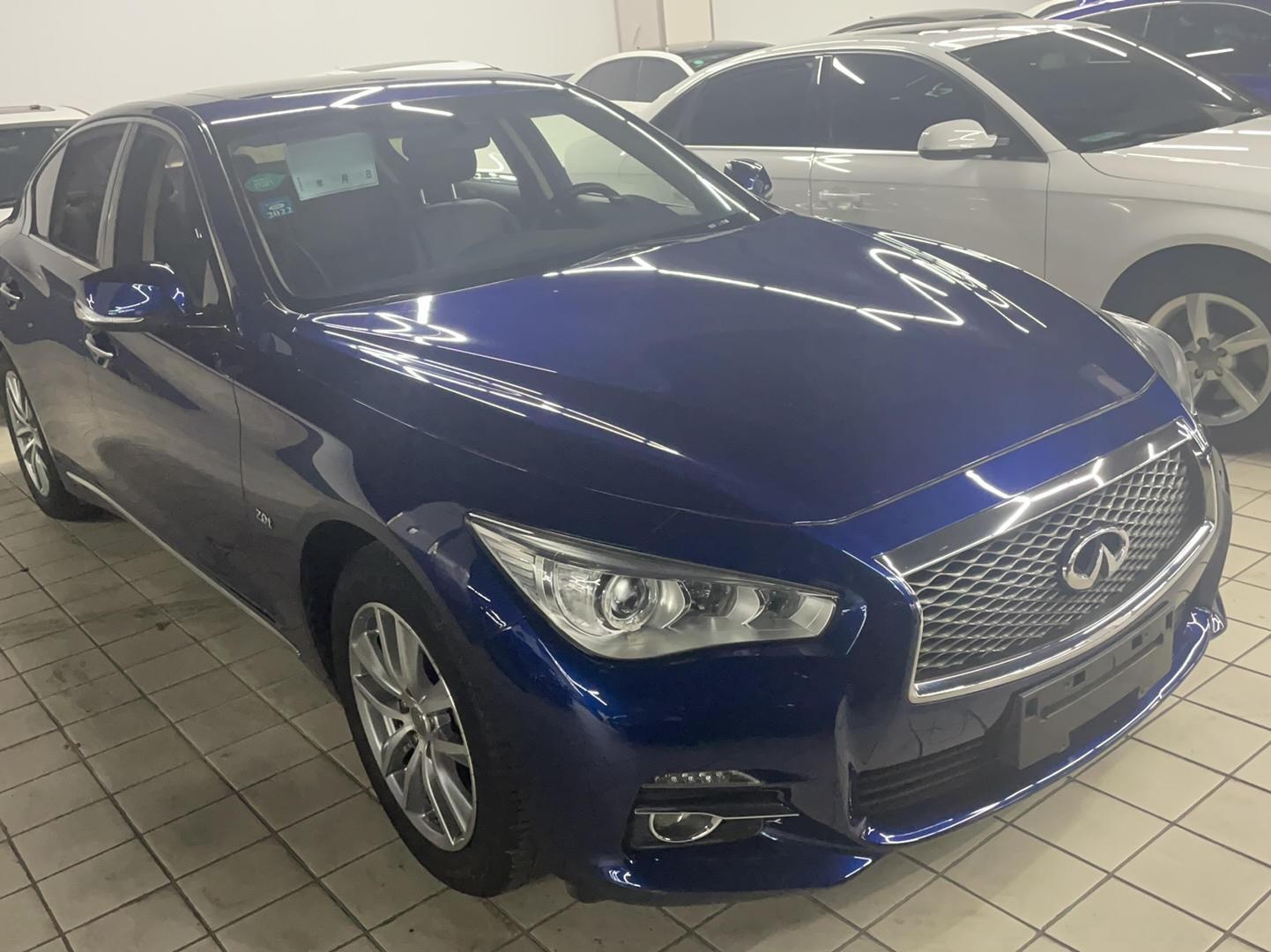 英菲尼迪Q50L 2015款 2.0T 舒适版