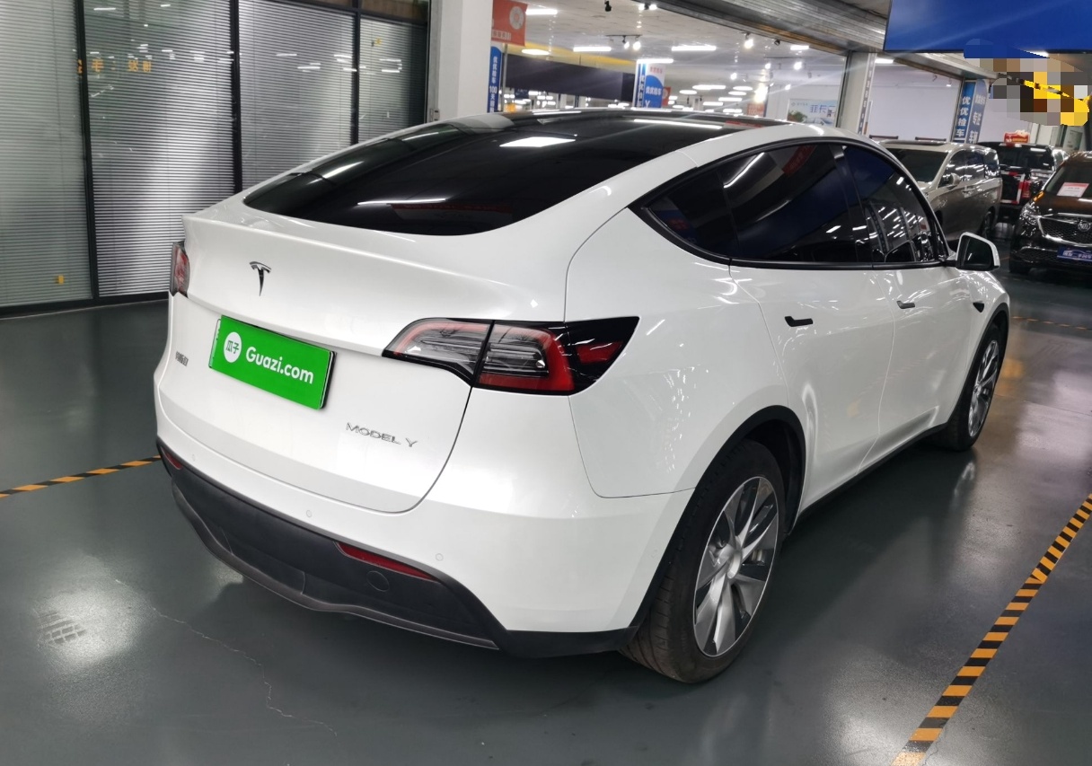 特斯拉 Model Y 2021款 标准续航后驱版