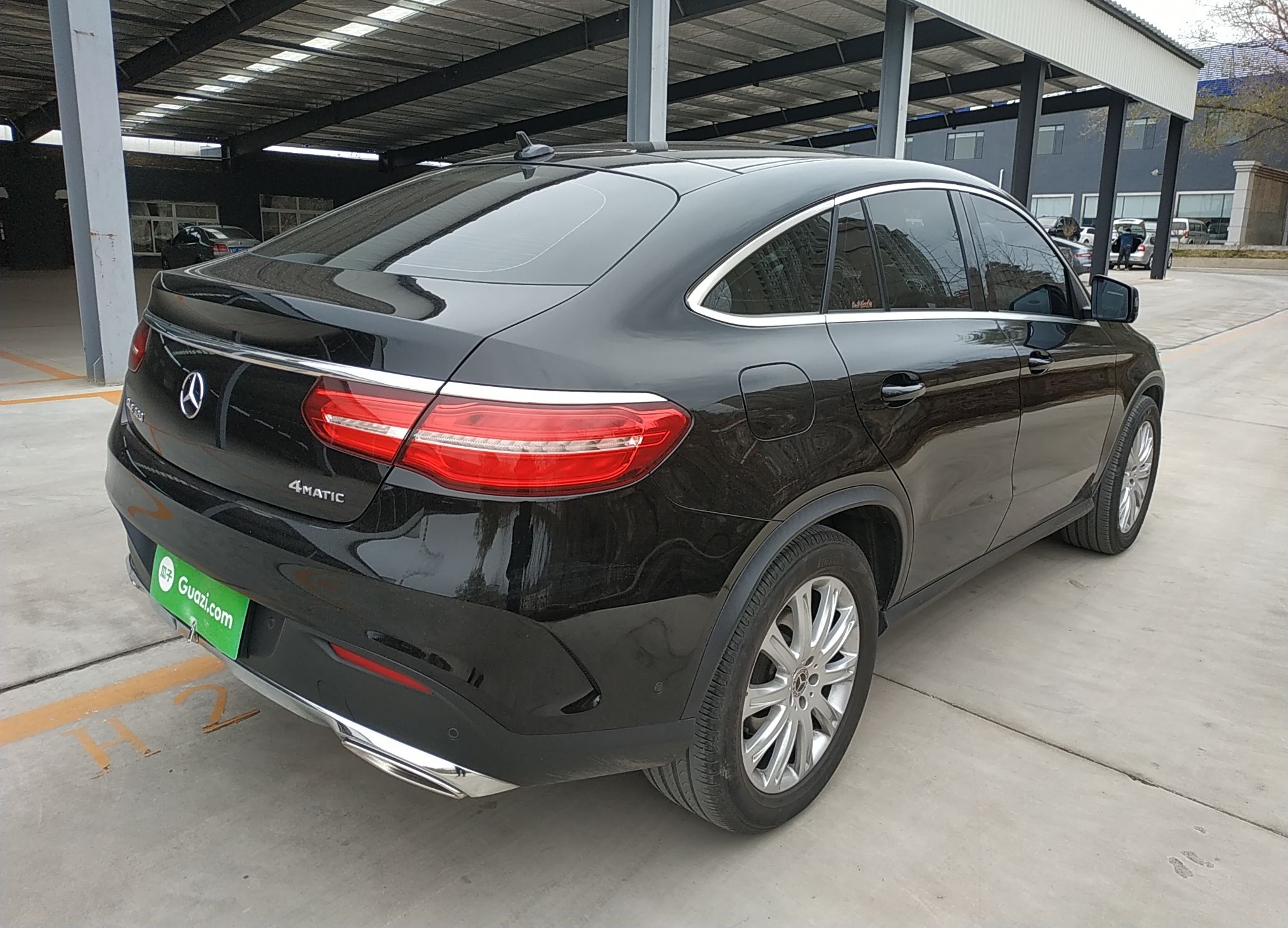 奔驰GLE级 2018款 GLE 320 4MATIC 轿跑SUV(进口)