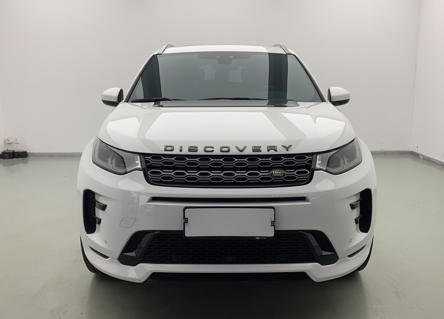 路虎 发现运动版 2020款 249PS R-Dynamic 性能版