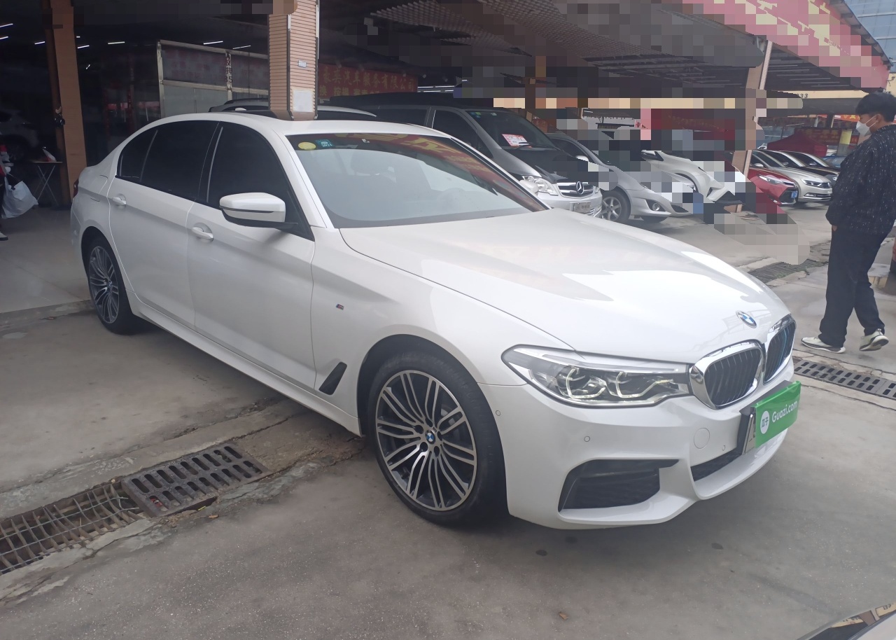 宝马5系 2019款 530Li 领先型 M运动套装