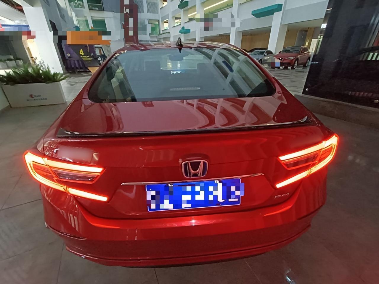 本田 雅阁 2022款 锐·混动 2.0L 幻夜·锐尊版