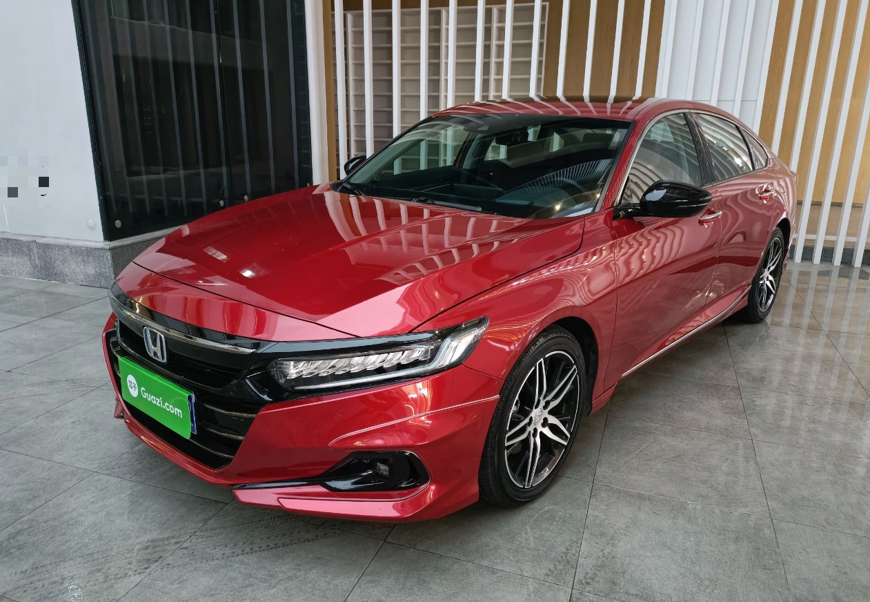 本田 雅阁 2022款 锐·混动 2.0L 幻夜·锐尊版