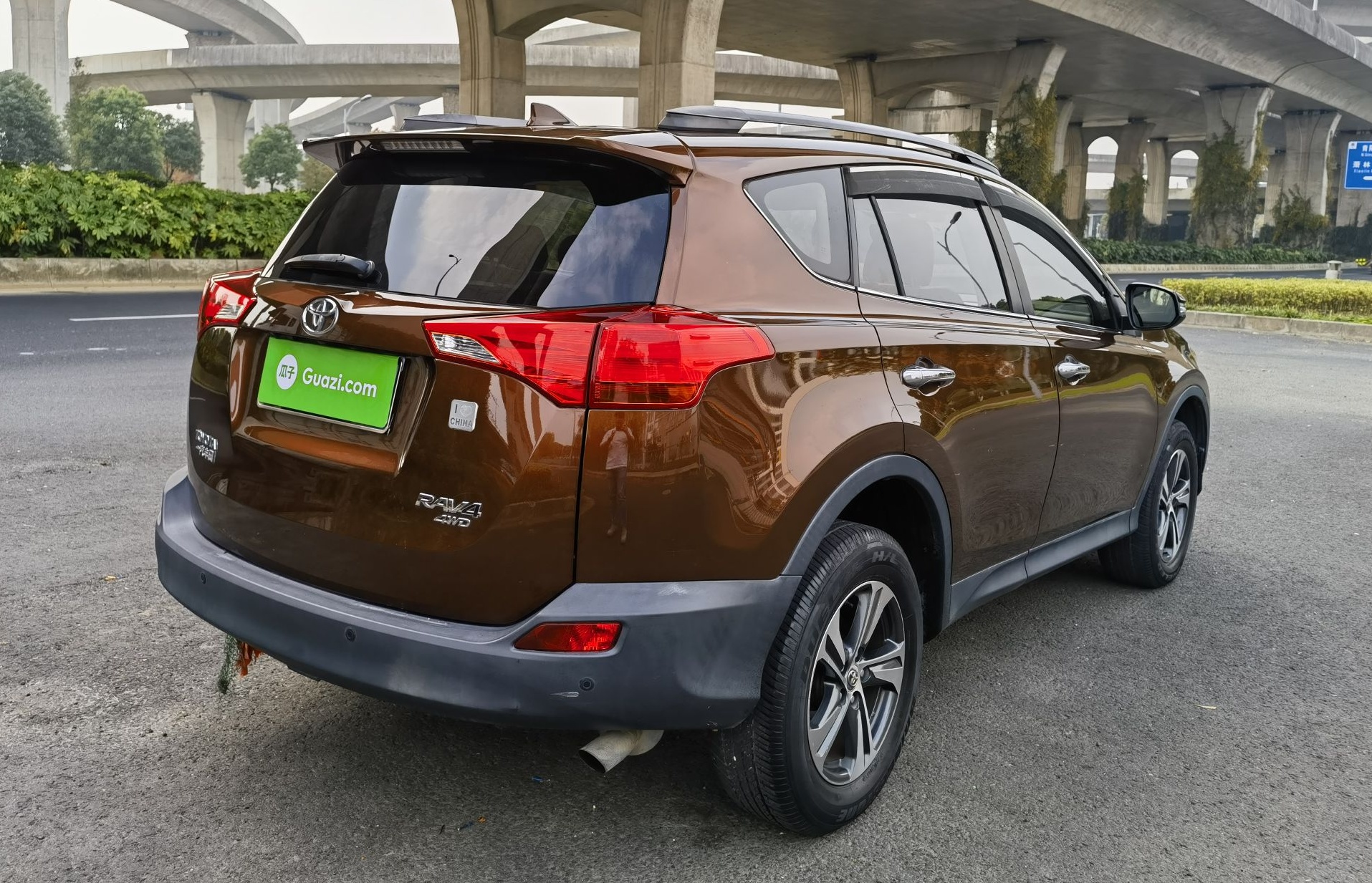 丰田 RAV4 2015款 2.0L CVT四驱新锐版