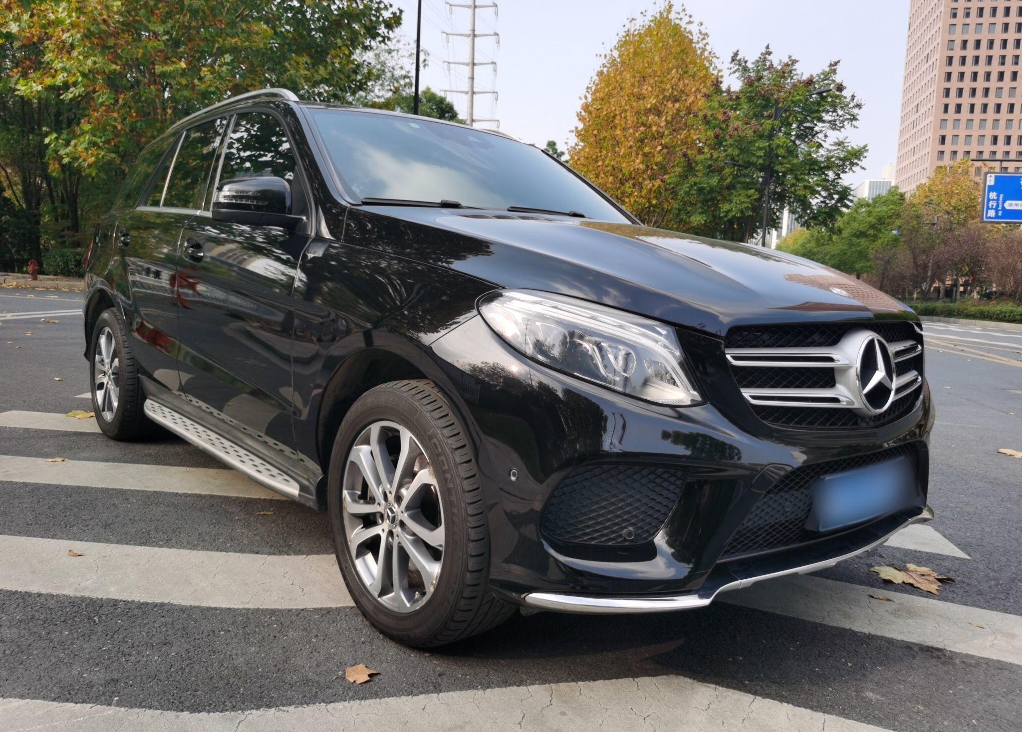 奔驰GLE级 2017款 GLE 320 4MATIC 动感型(进口)