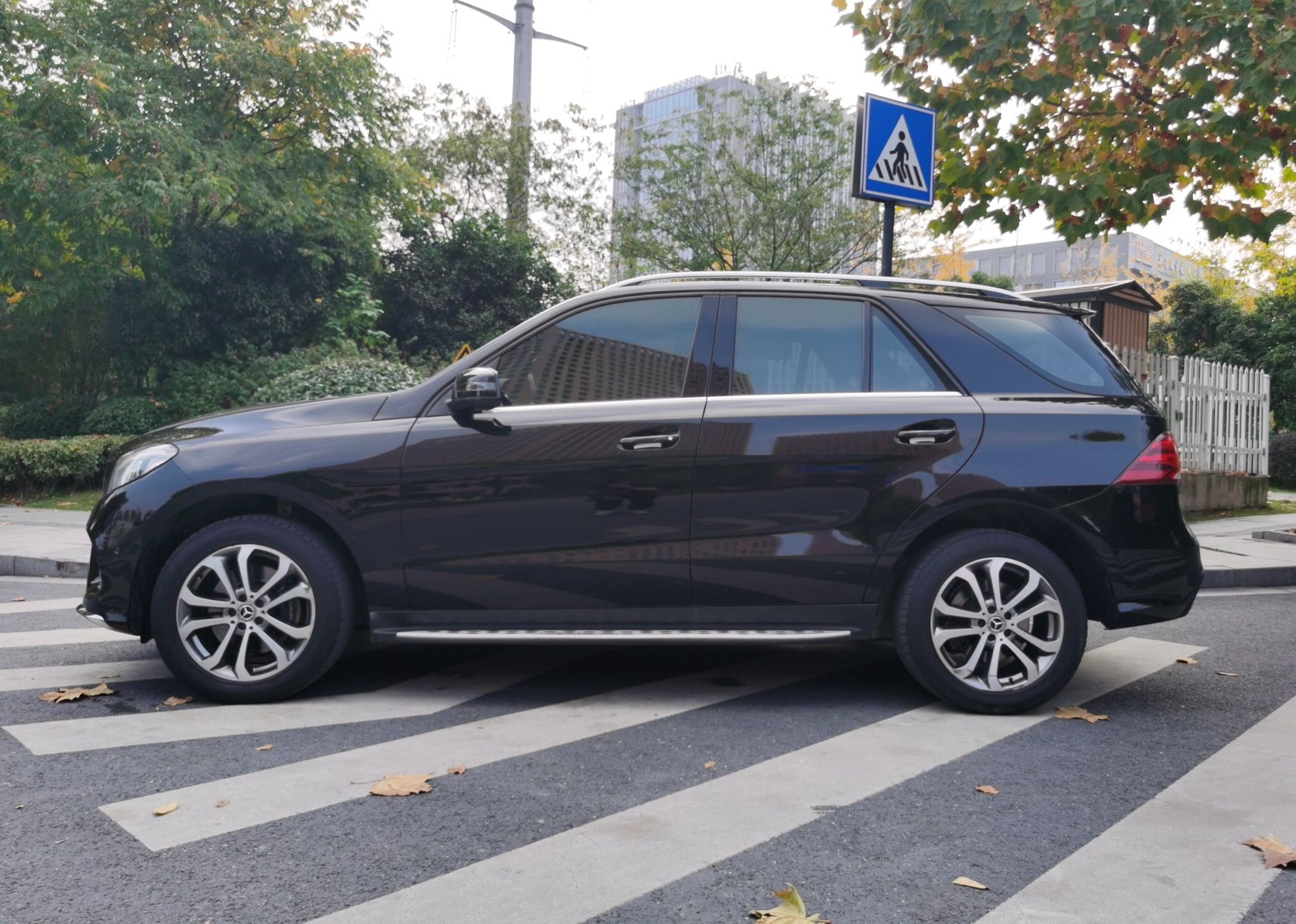 奔驰GLE级 2017款 GLE 320 4MATIC 动感型(进口)