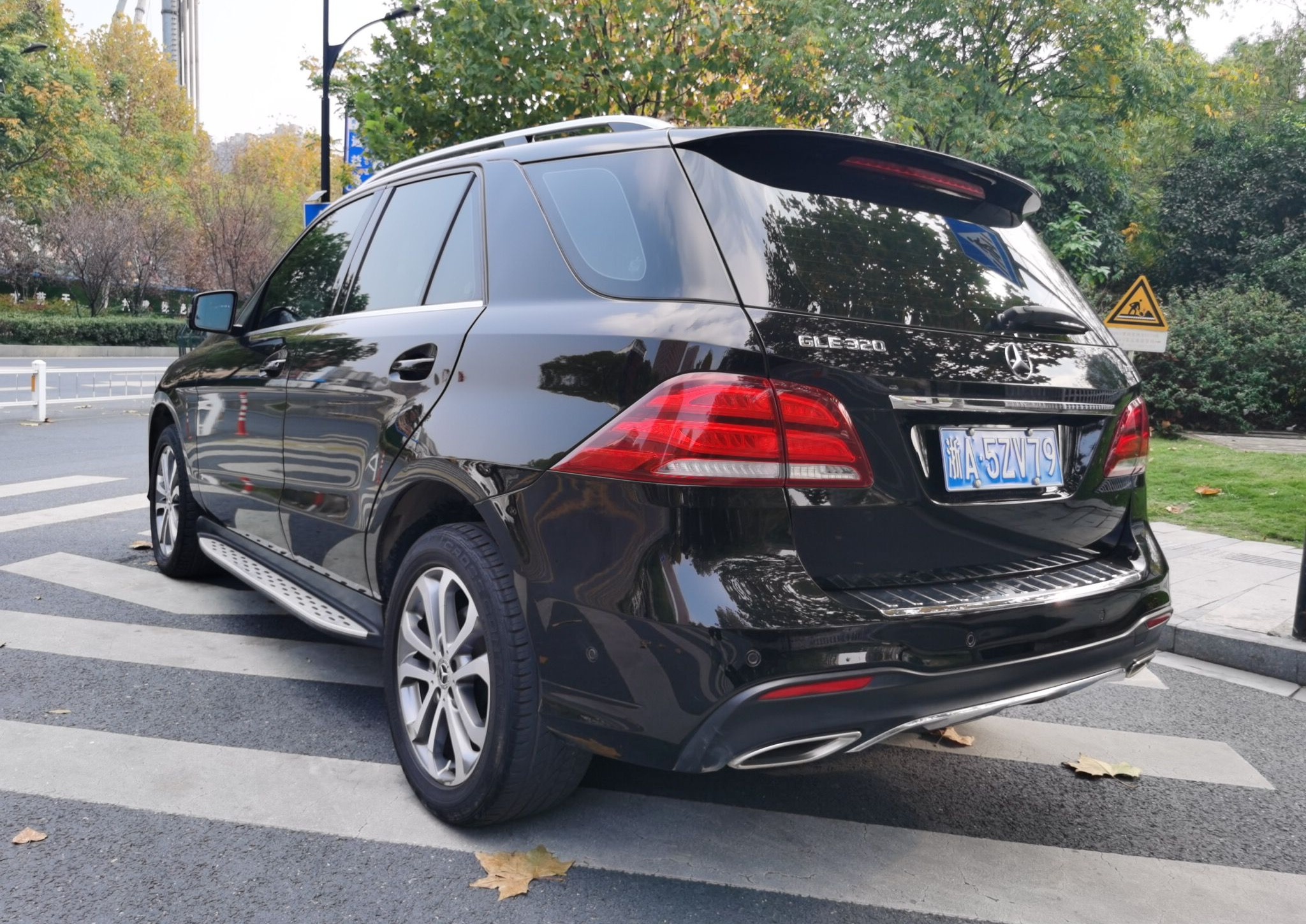 奔驰GLE级 2017款 GLE 320 4MATIC 动感型(进口)