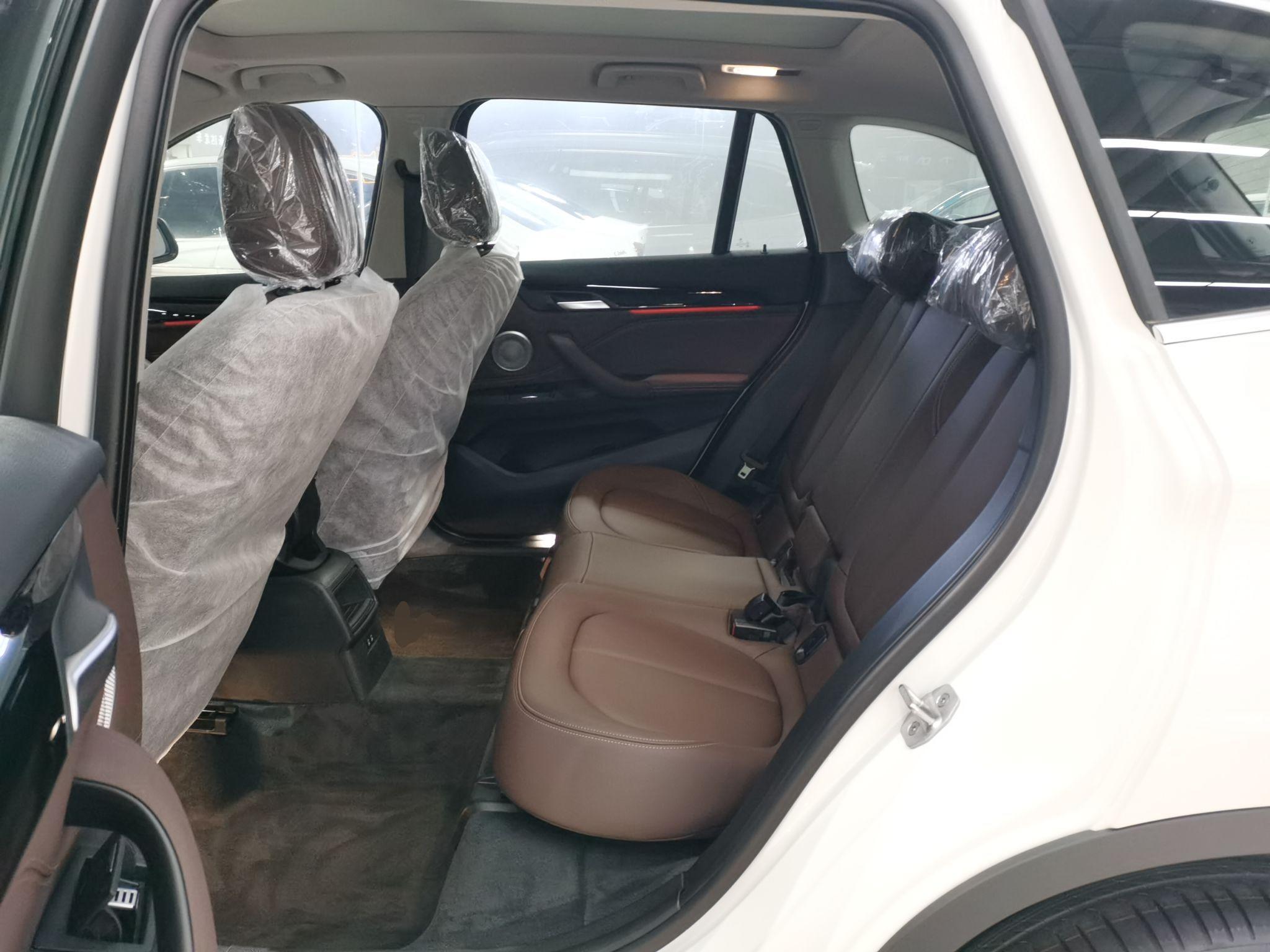 宝马X1 2022款 sDrive20Li 时尚型