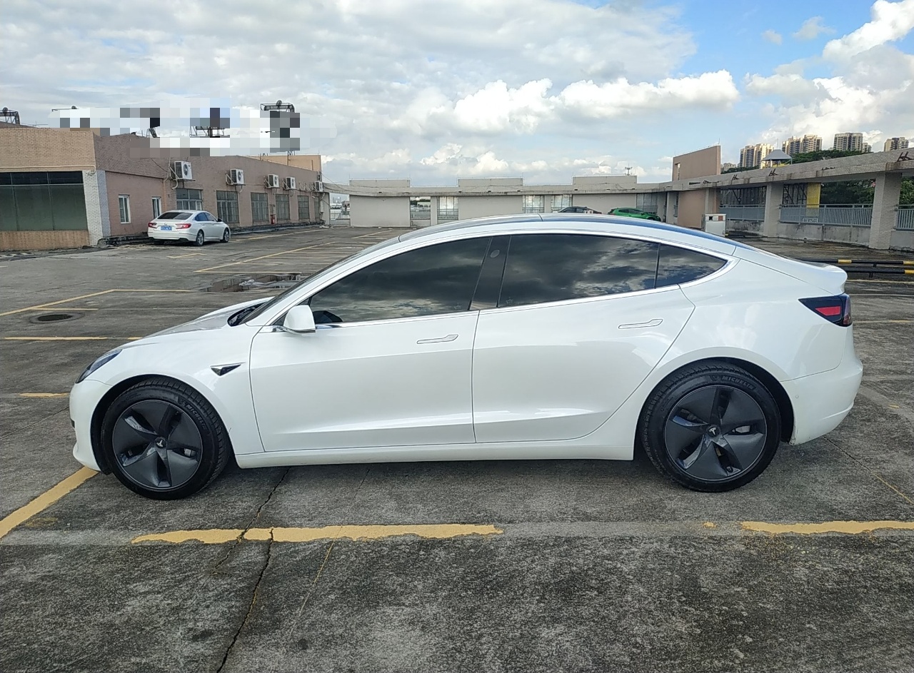 特斯拉 Model 3 2020款 标准续航后驱升级版