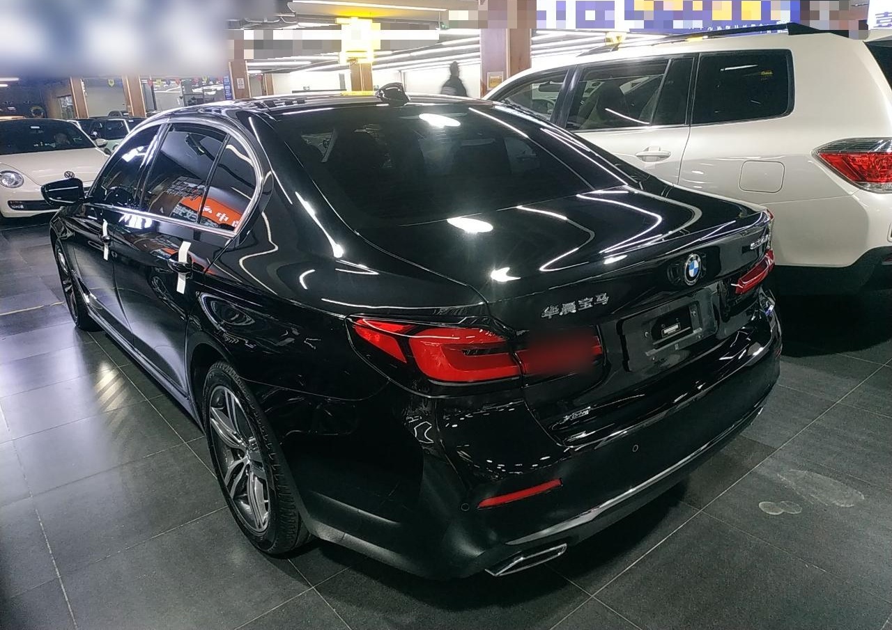 宝马5系 2021款 改款 530Li xDrive 豪华套装