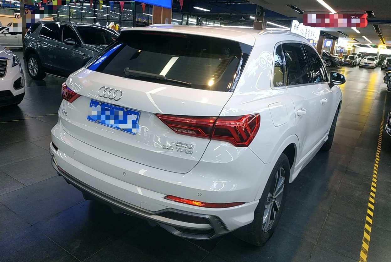 奥迪Q3 2021款 35 TFSI 进取动感型