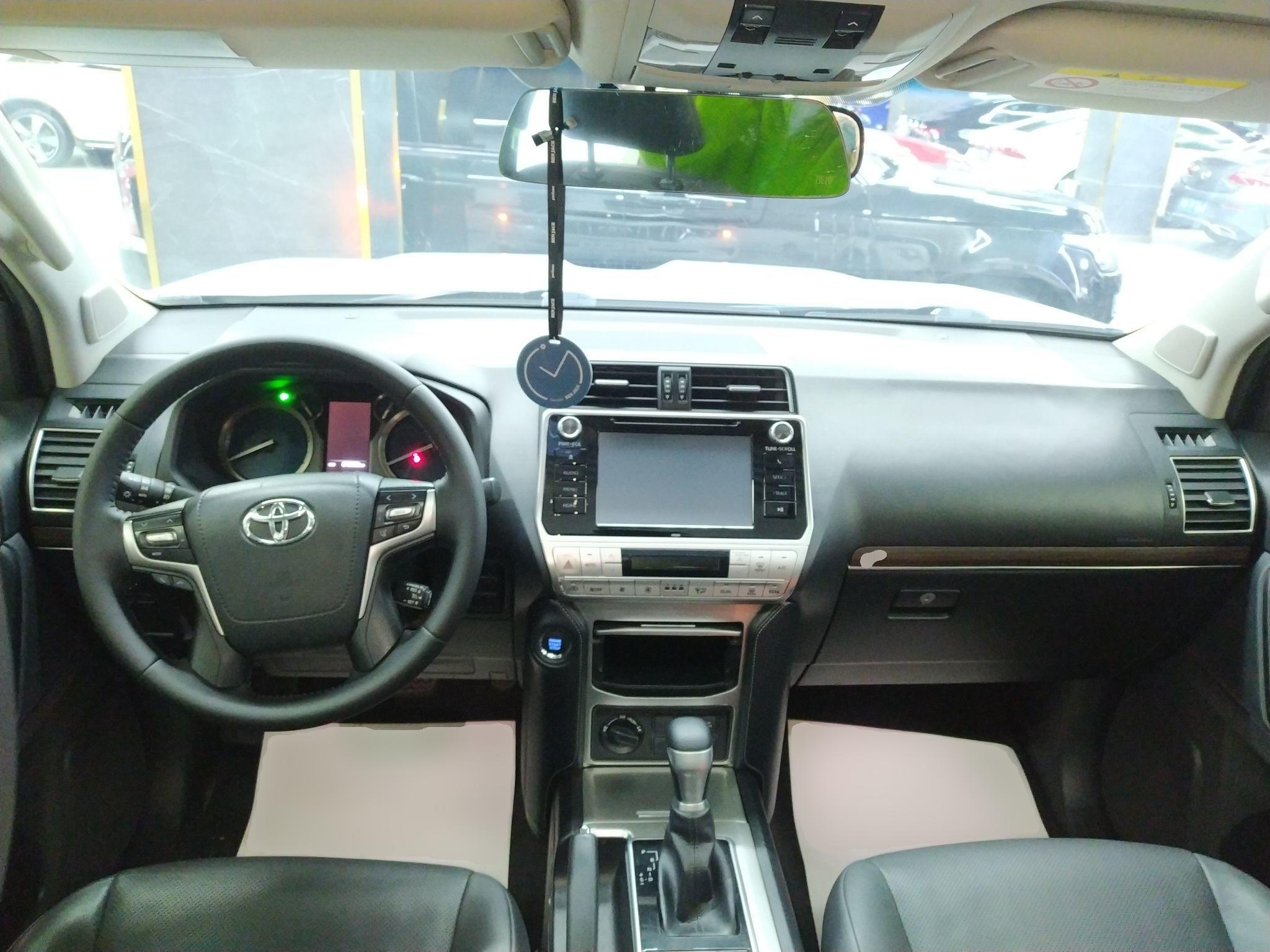 丰田 普拉多 2018款 3.5L 自动TX-L后挂备胎