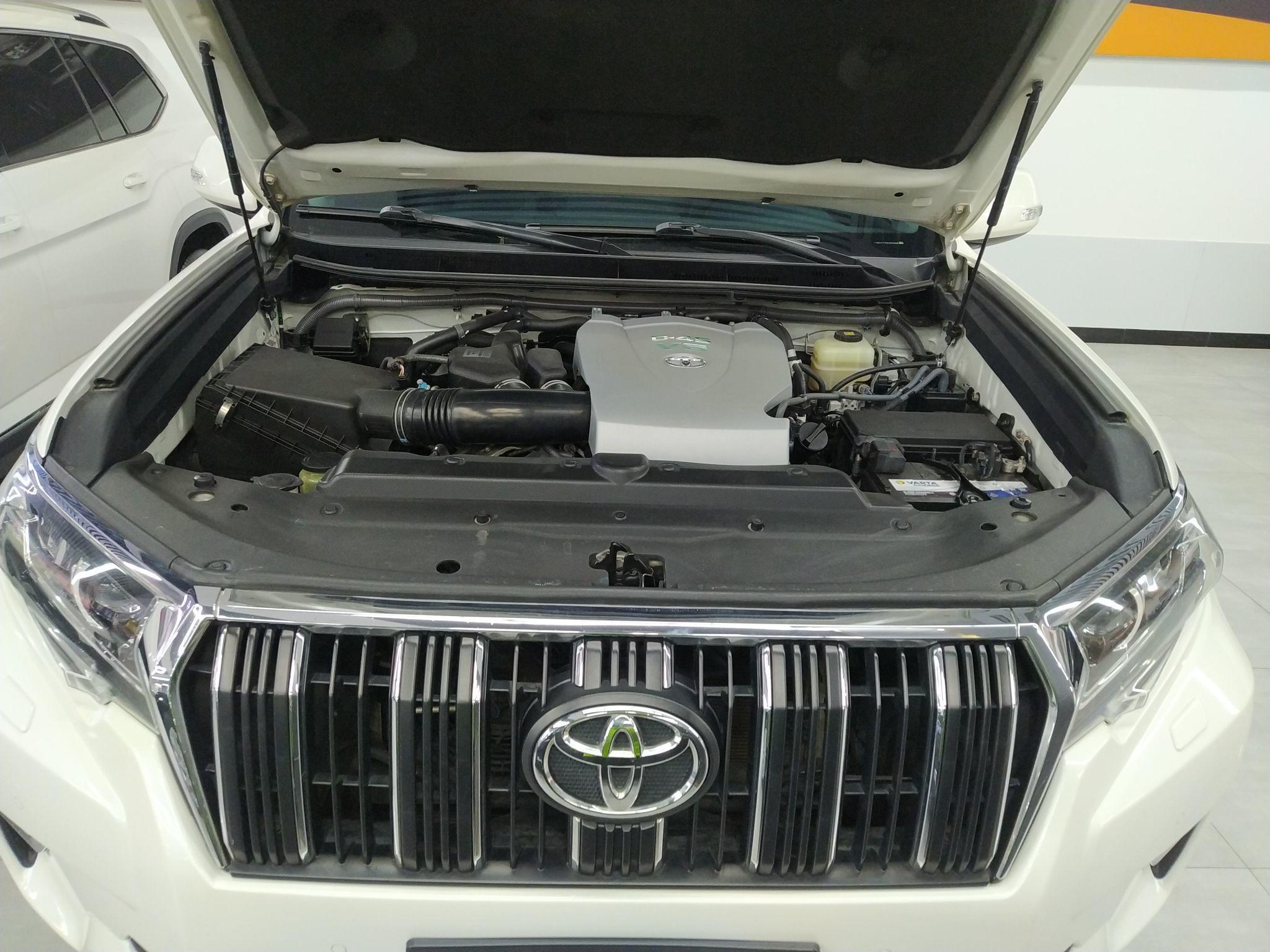 丰田 普拉多 2018款 3.5L 自动TX-L后挂备胎