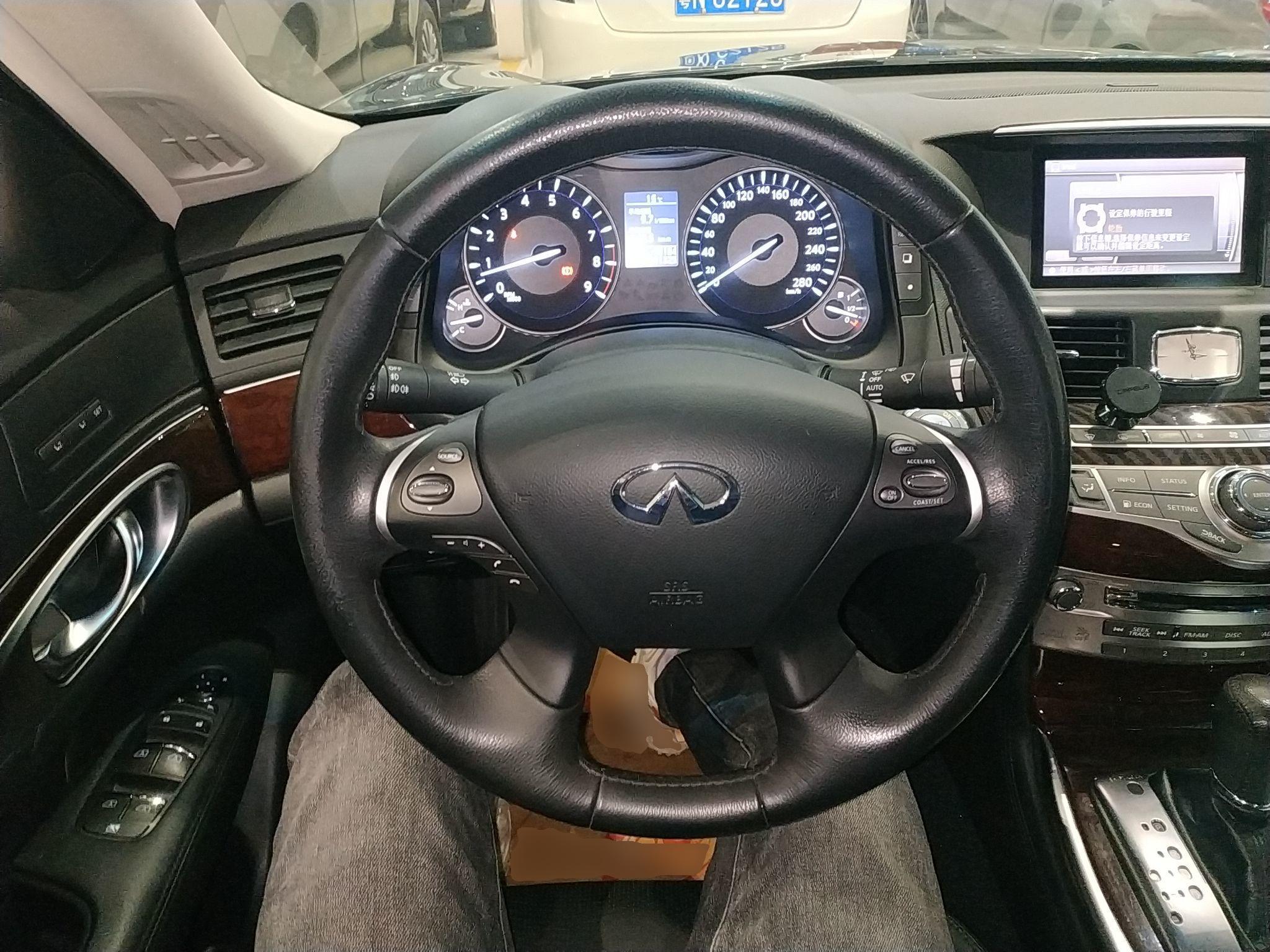 英菲尼迪Q70L 2013款 Q70L 2.5L 舒适版(进口)