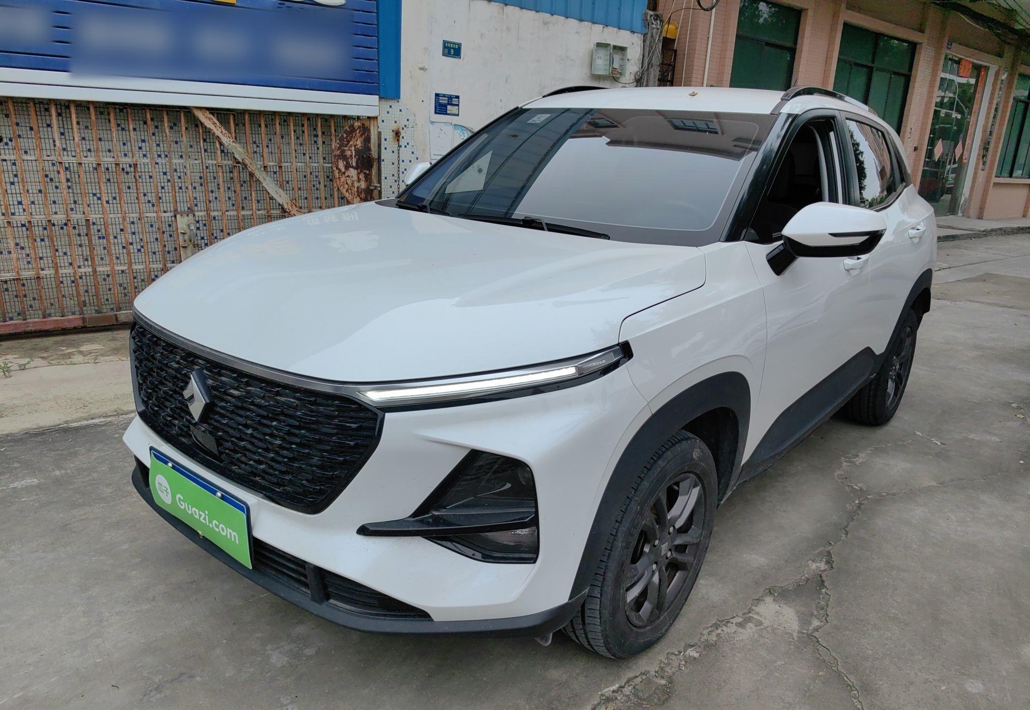 新宝骏 宝骏RS-3 2020款 1.5L CVT智能精英型