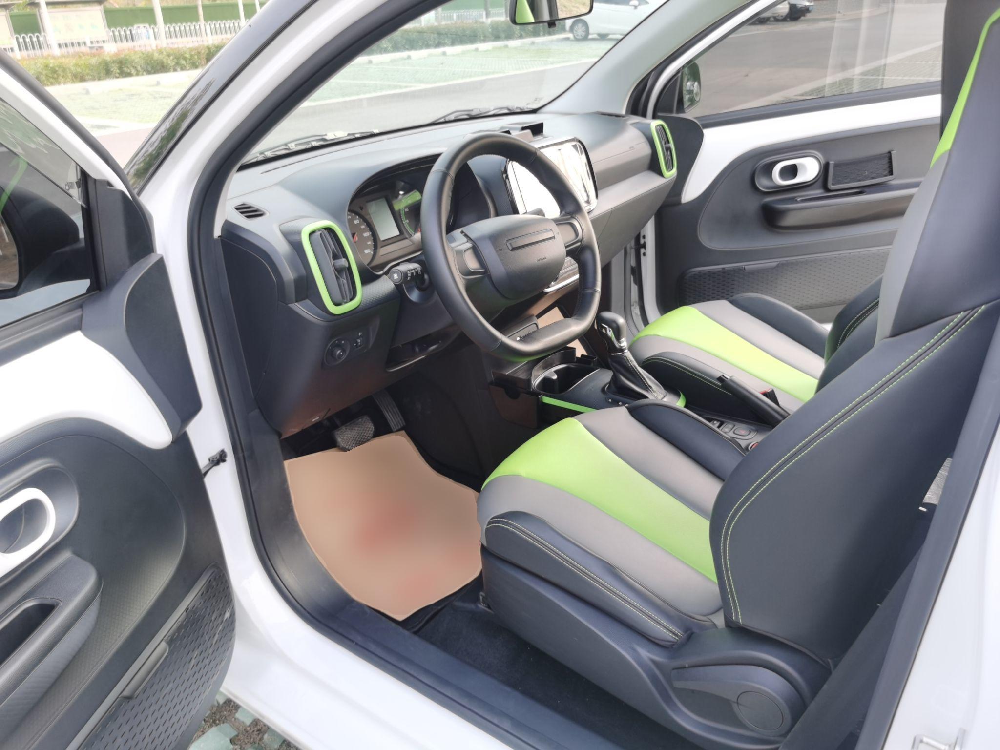 荣威 科莱威CLEVER 2021款 302km新四座超能版