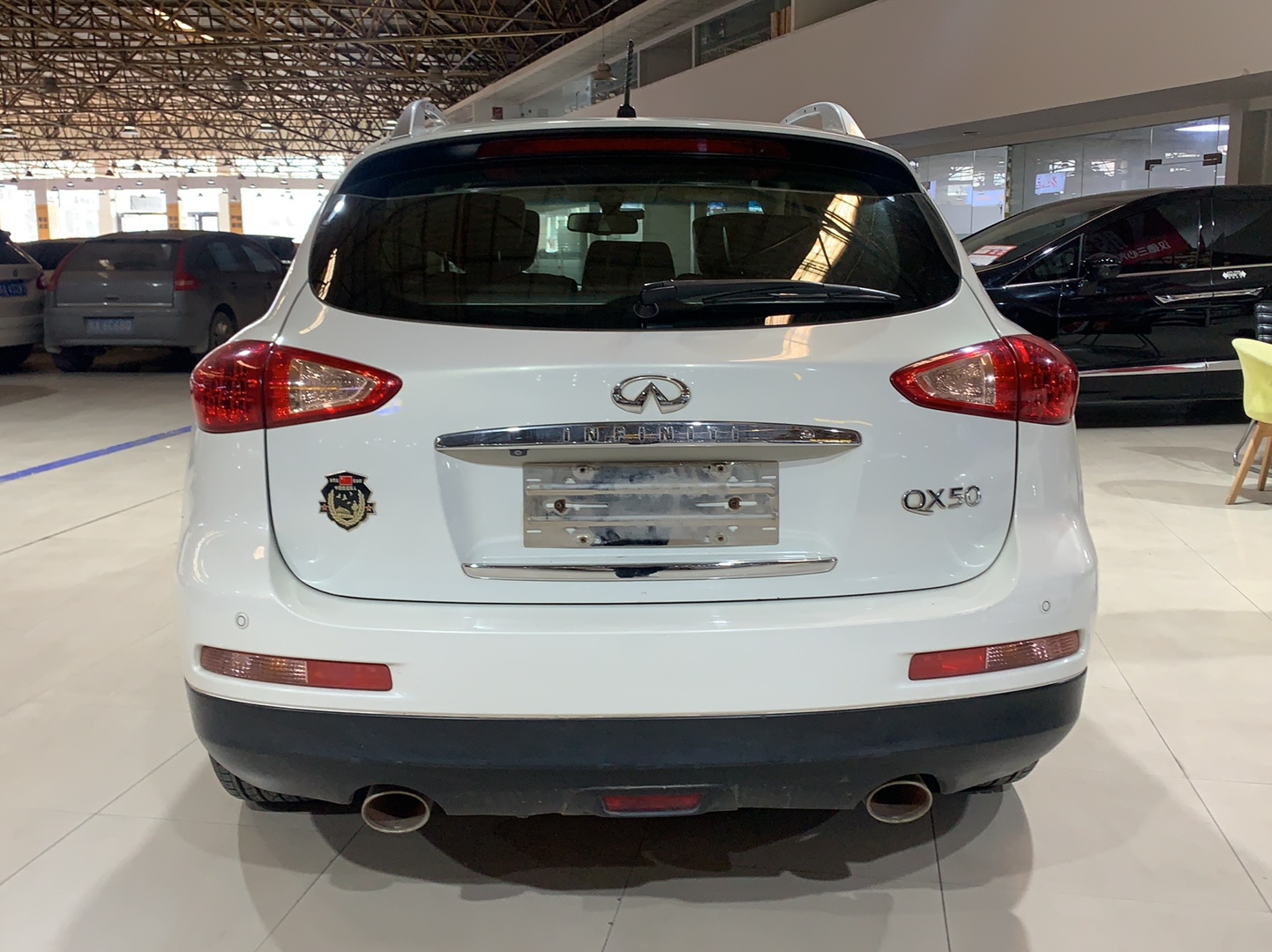 英菲尼迪QX50 2013款 2.5L 两驱优雅版(进口)