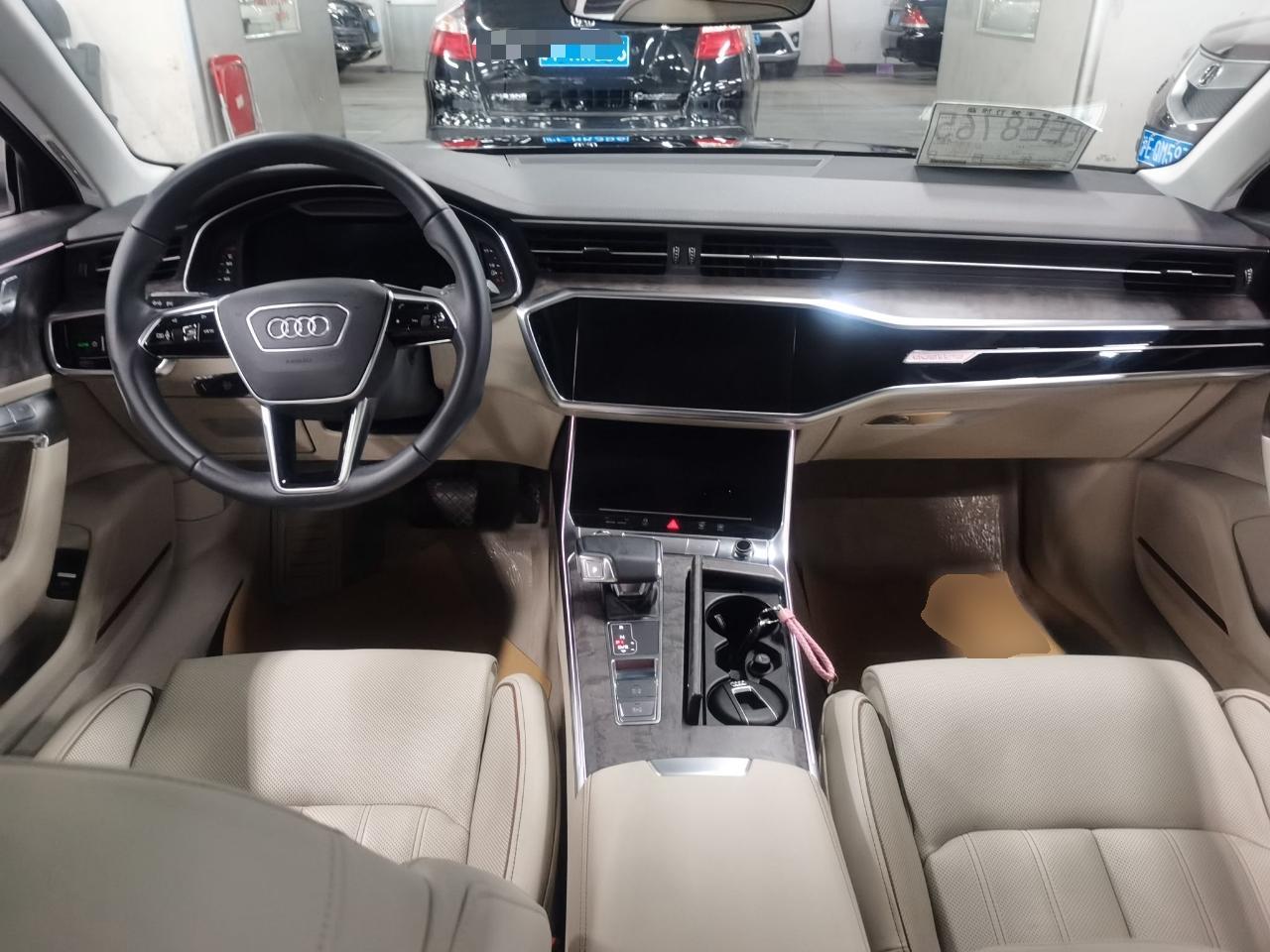 奥迪A6L 2019款 55 TFSI quattro 旗舰致雅型