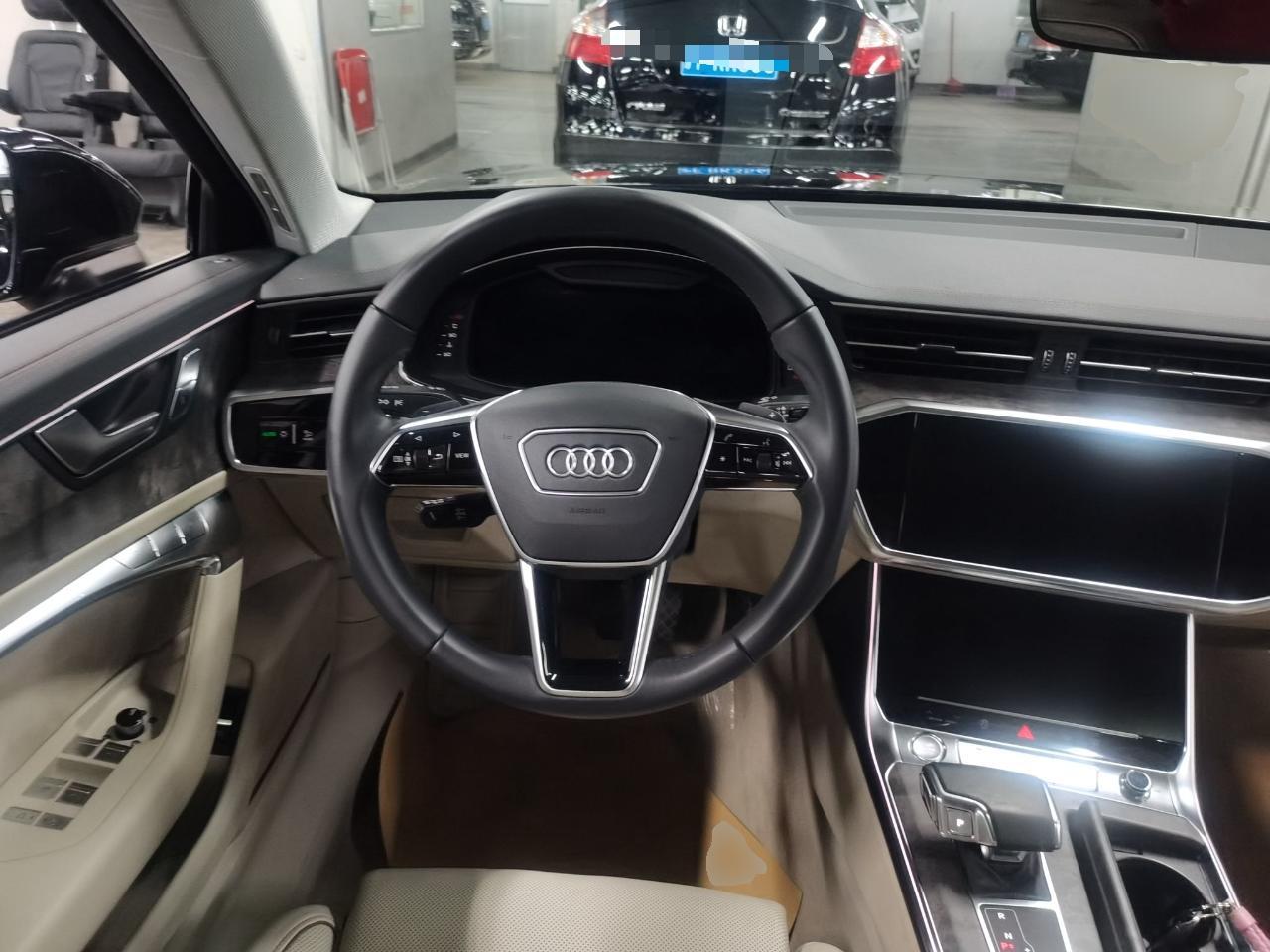 奥迪A6L 2019款 55 TFSI quattro 旗舰致雅型