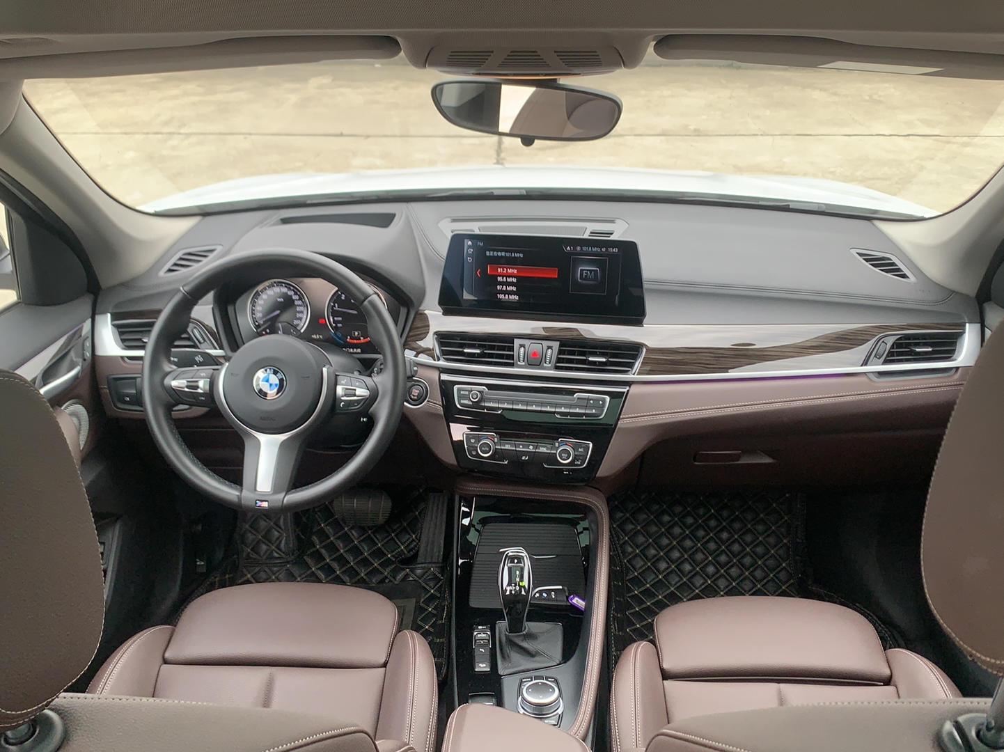 宝马X1 2021款 改款 xDrive25Li 尊享型