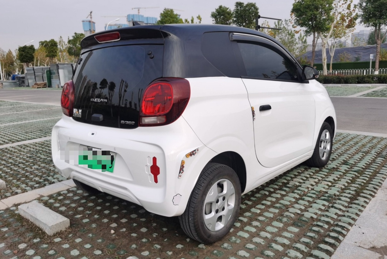 荣威 科莱威CLEVER 2021款 302km新四座超能版