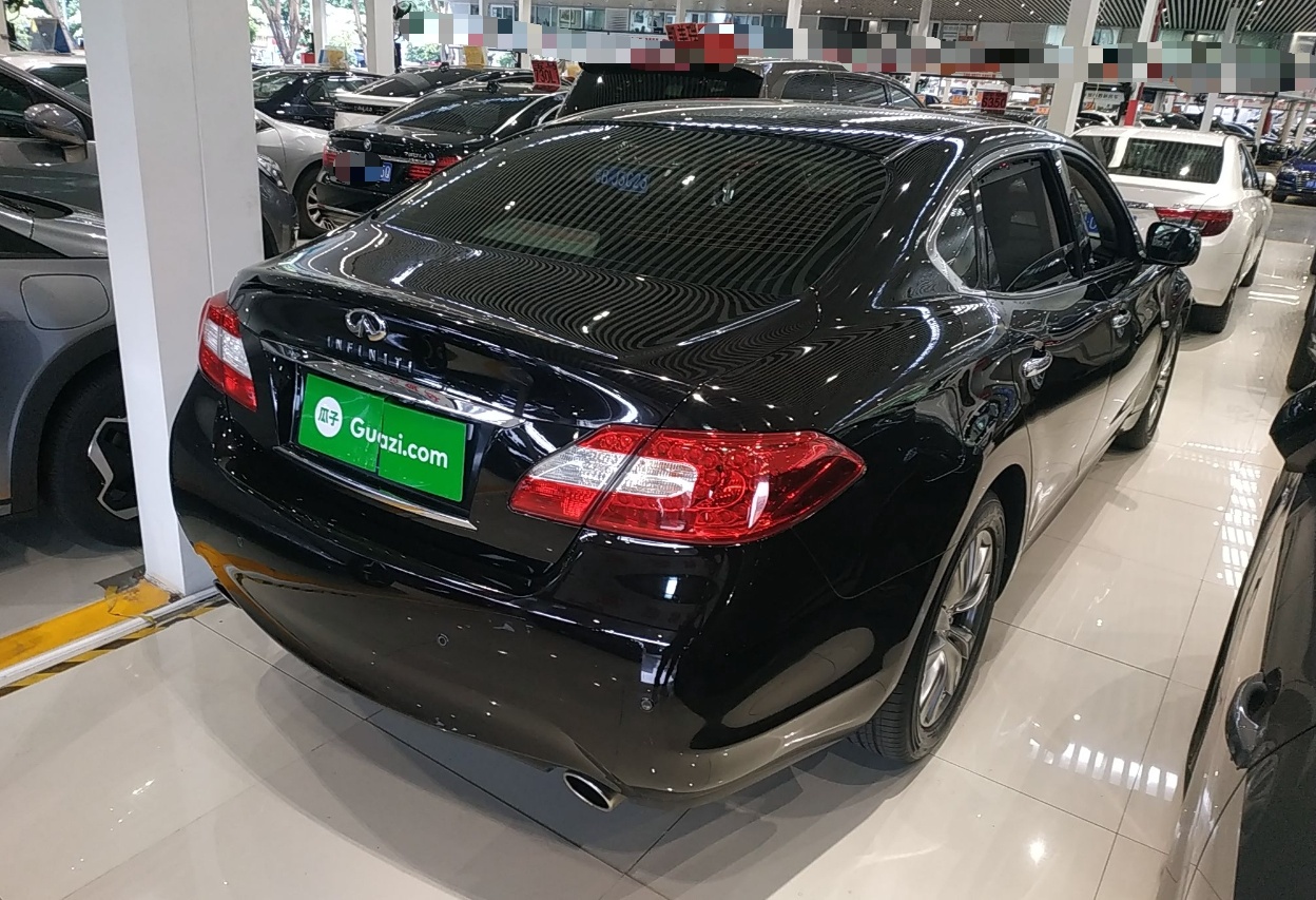 英菲尼迪Q70L 2013款 Q70L 2.5L 舒适版(进口)