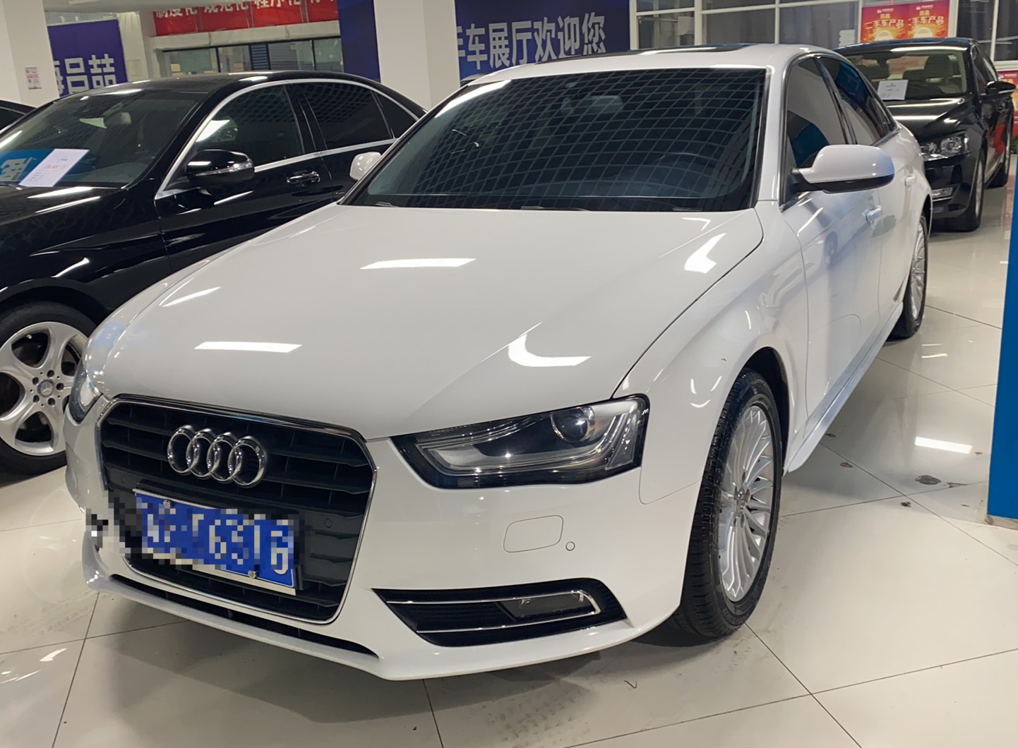 奥迪A4L 2015款 35 TFSI 自动舒适型