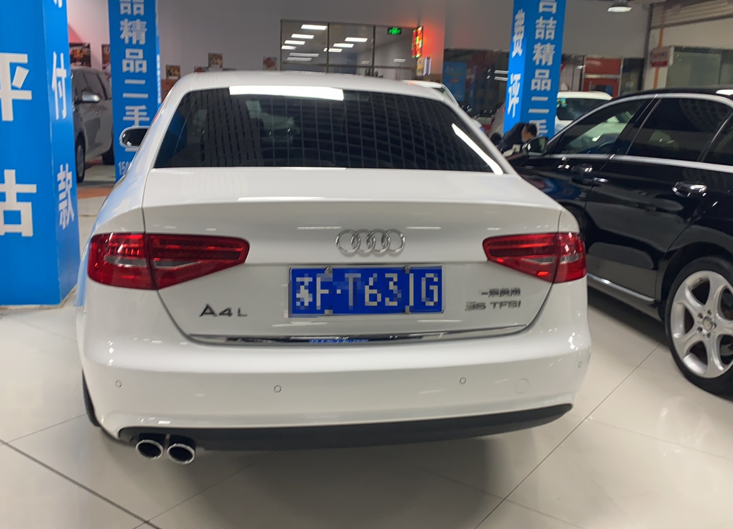 奥迪A4L 2015款 35 TFSI 自动舒适型