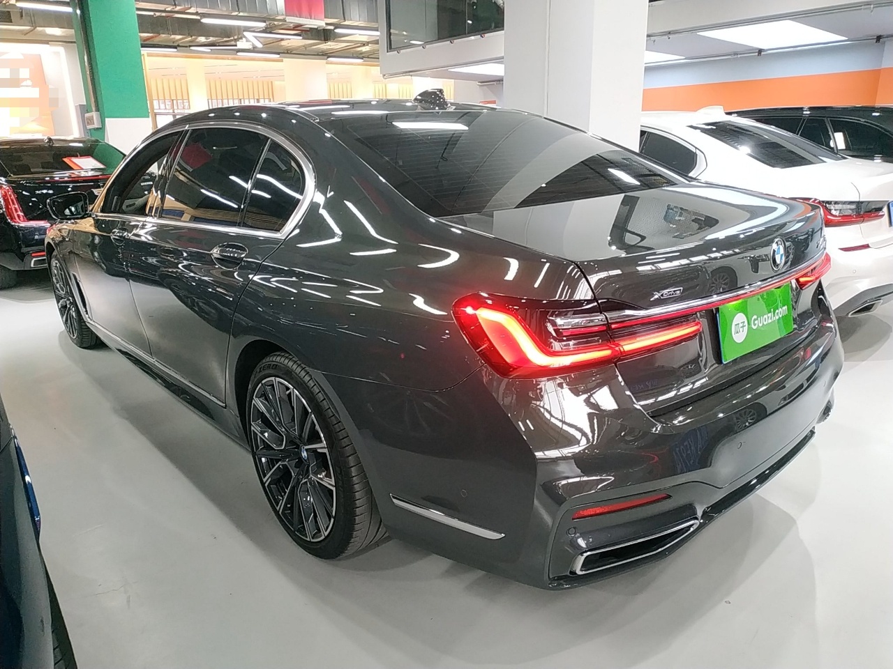 宝马7系 2019款 改款 740Li xDrive 行政型 M运动套装(进口)