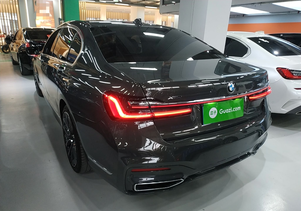 宝马7系 2019款 改款 740Li xDrive 行政型 M运动套装(进口)